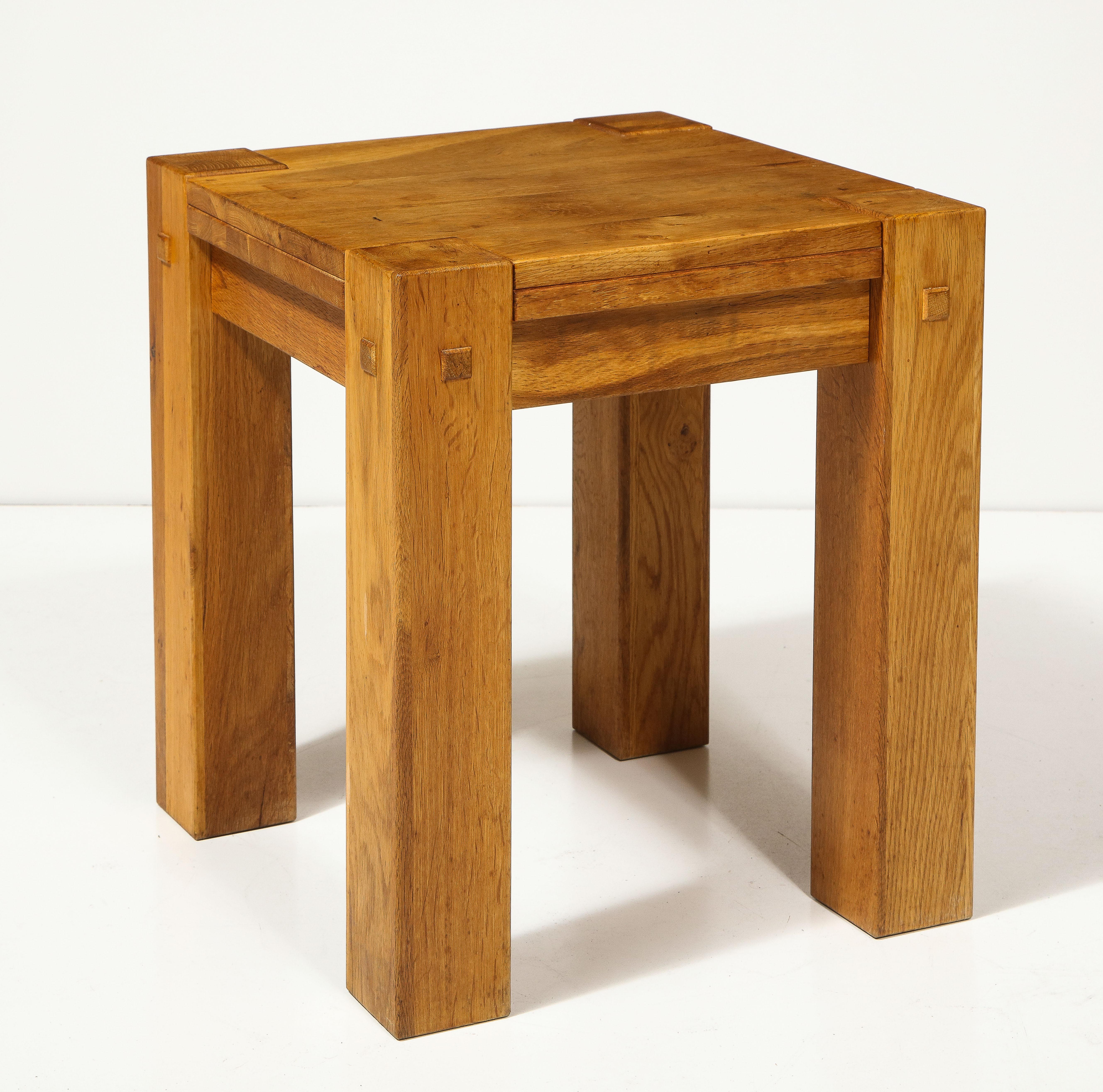 Vintage Rustic Elm Side Table, France, C. 1970s 1