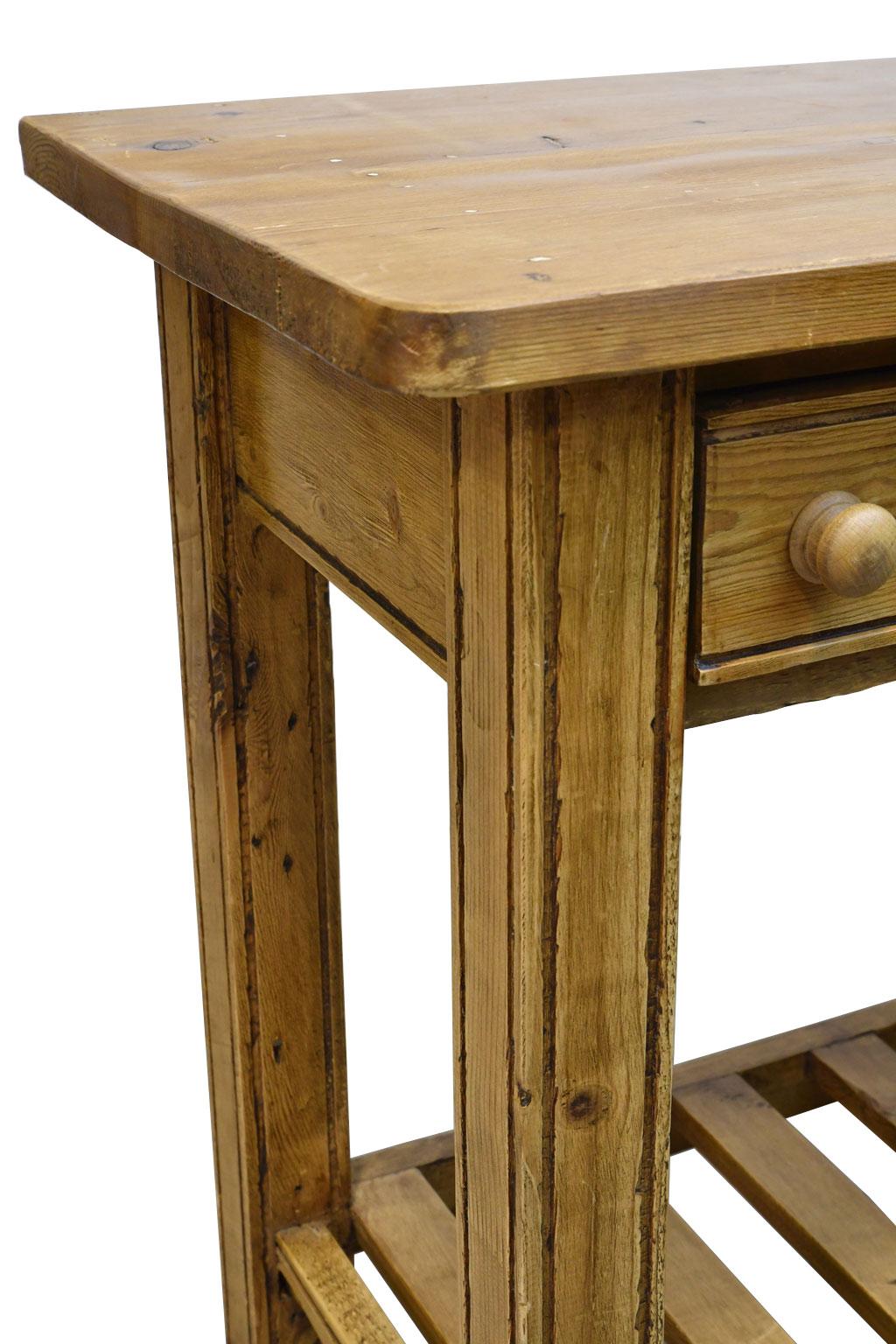 Vintage Rustic English Country-Style Table in Antique Pine For Sale 5