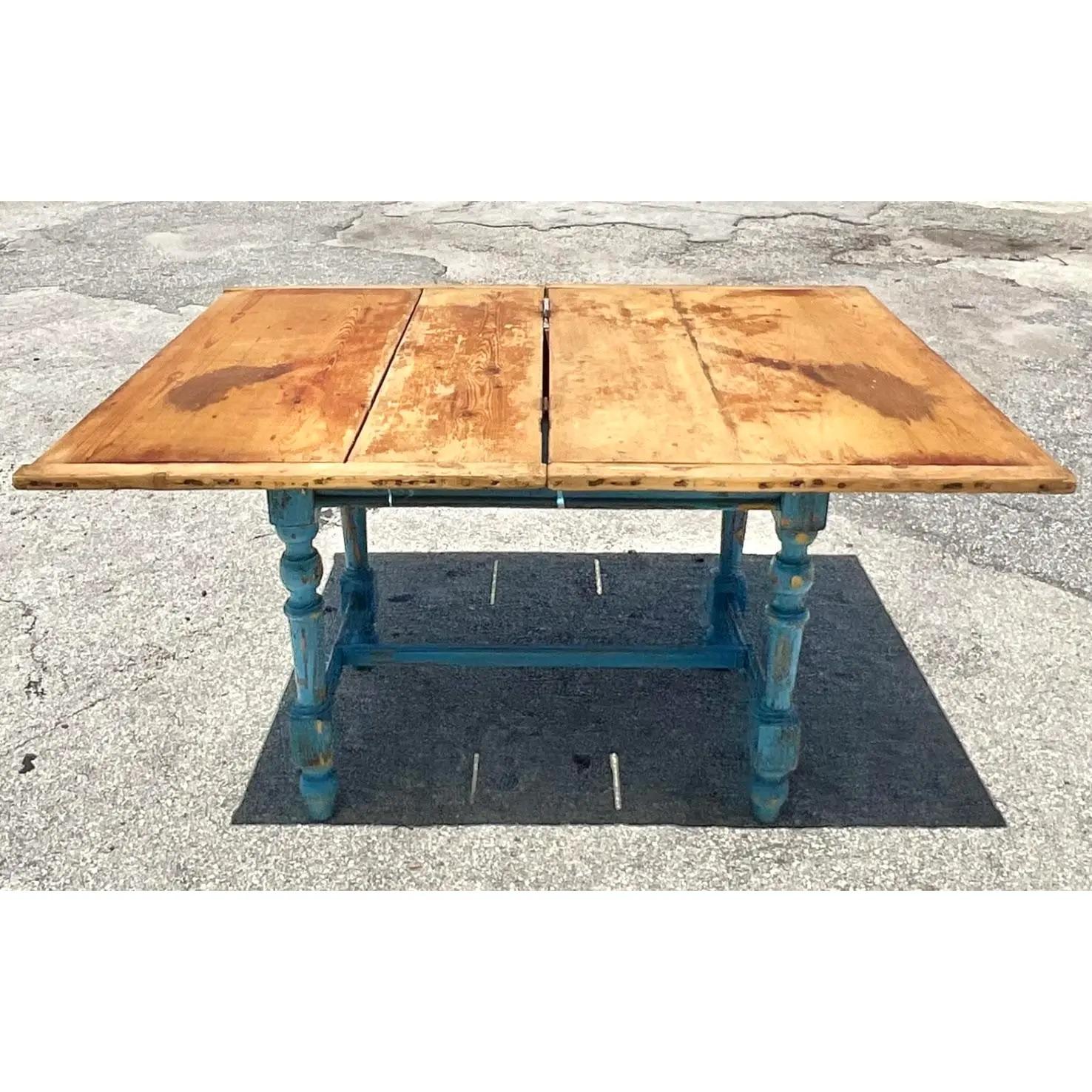 Vintage Rustic Expanding Farm Table In Good Condition For Sale In west palm beach, FL