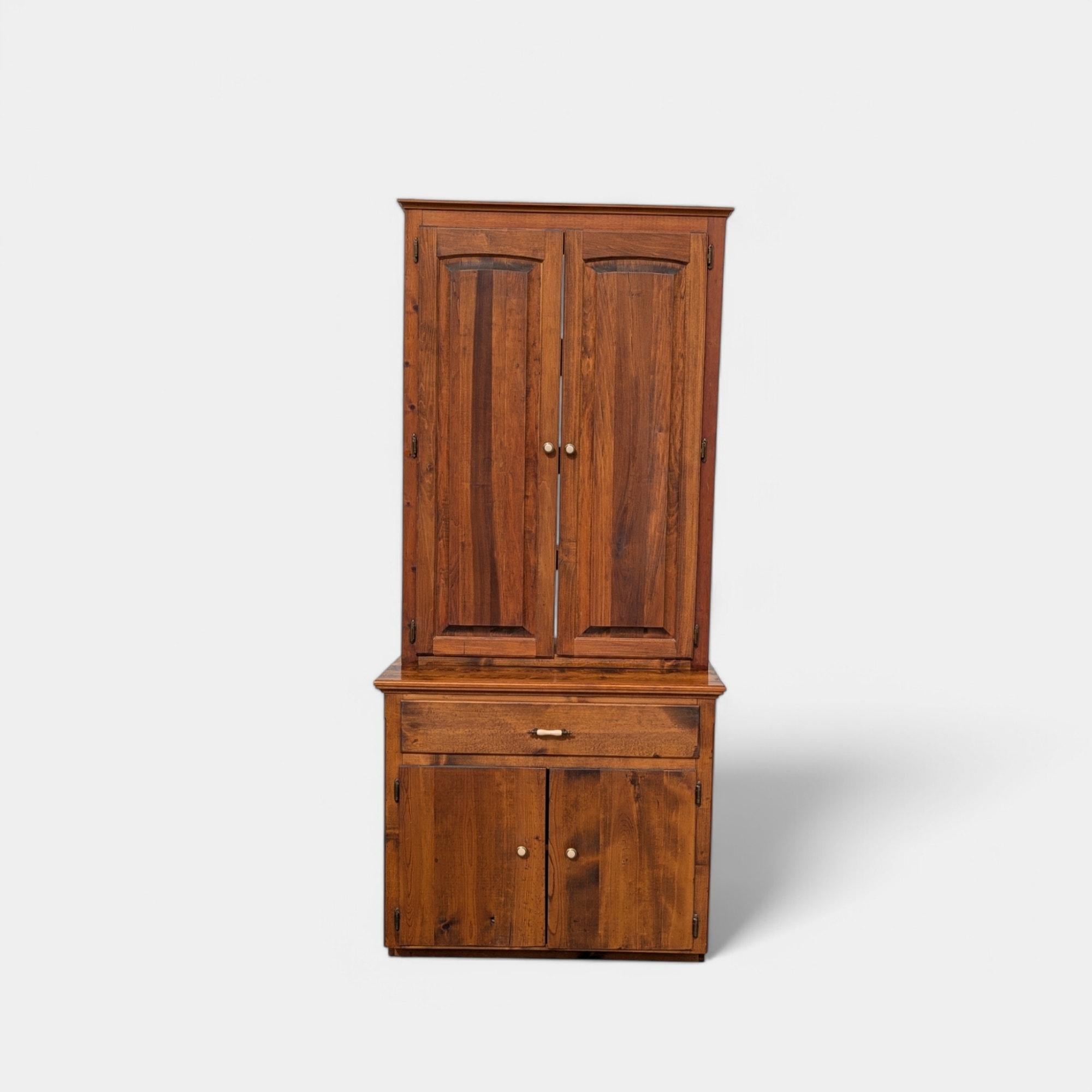 Vintage Rustic Farmhouse Cupboard in Solid Knotty Pine, circa 1950s For Sale 12