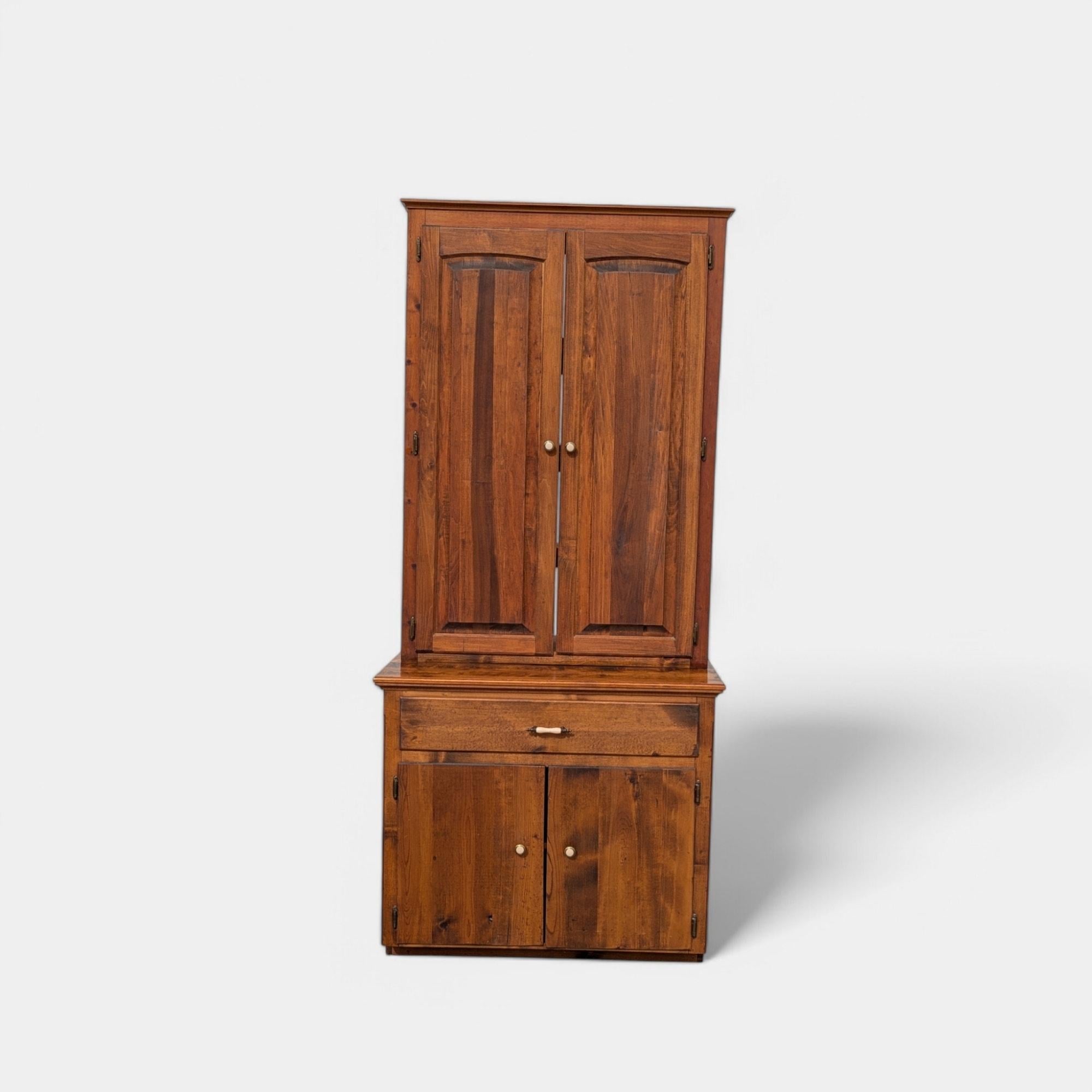 Vintage Rustic Farmhouse Cupboard in Solid Knotty Pine, circa 1950s For Sale 3