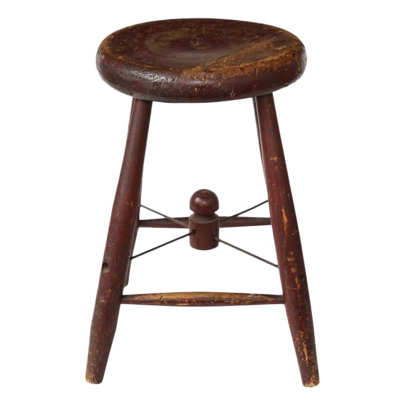 Tabouret rustique vintage à quatre pieds marron en vente