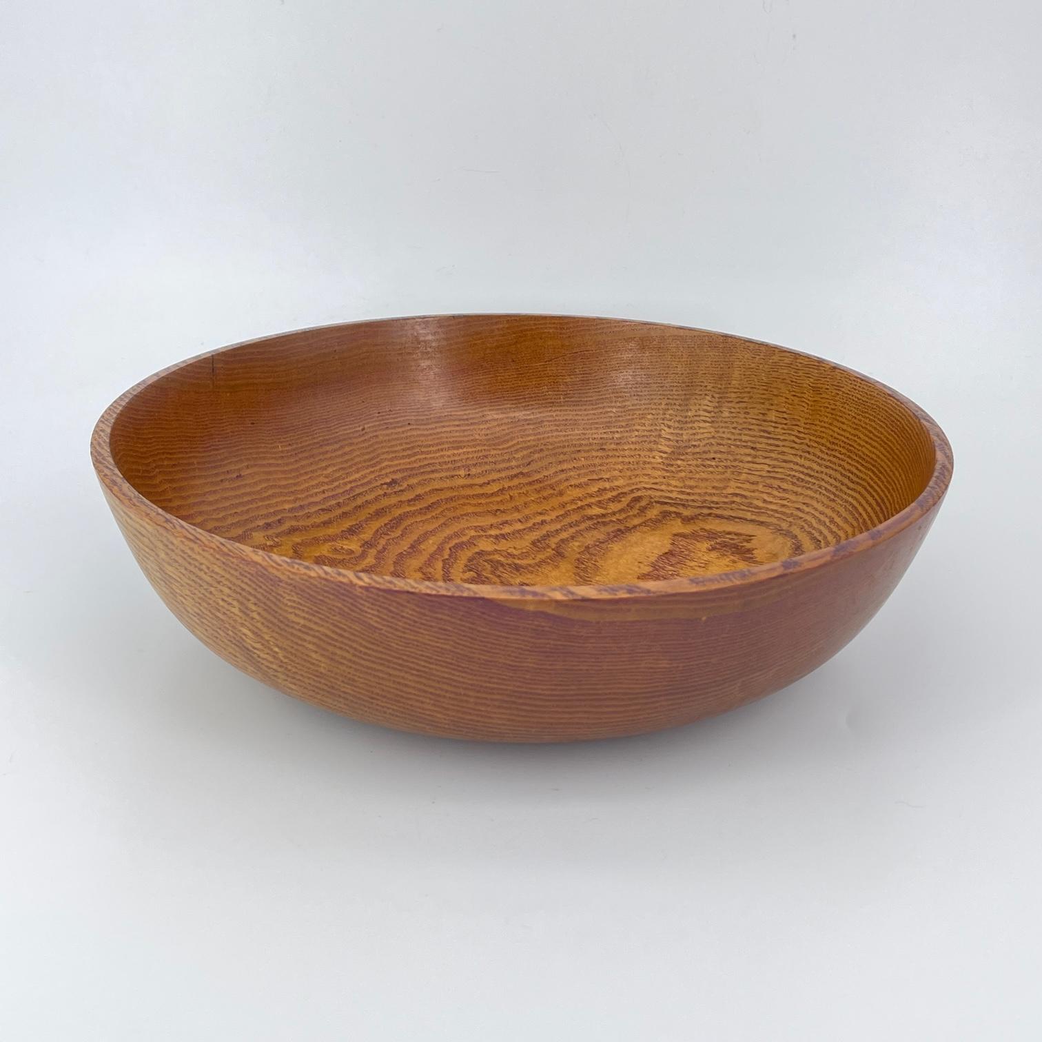 Hand-Crafted Vintage Rustic Organic Turned Wooden Farmhouse Artisan Fruit Bowl For Sale