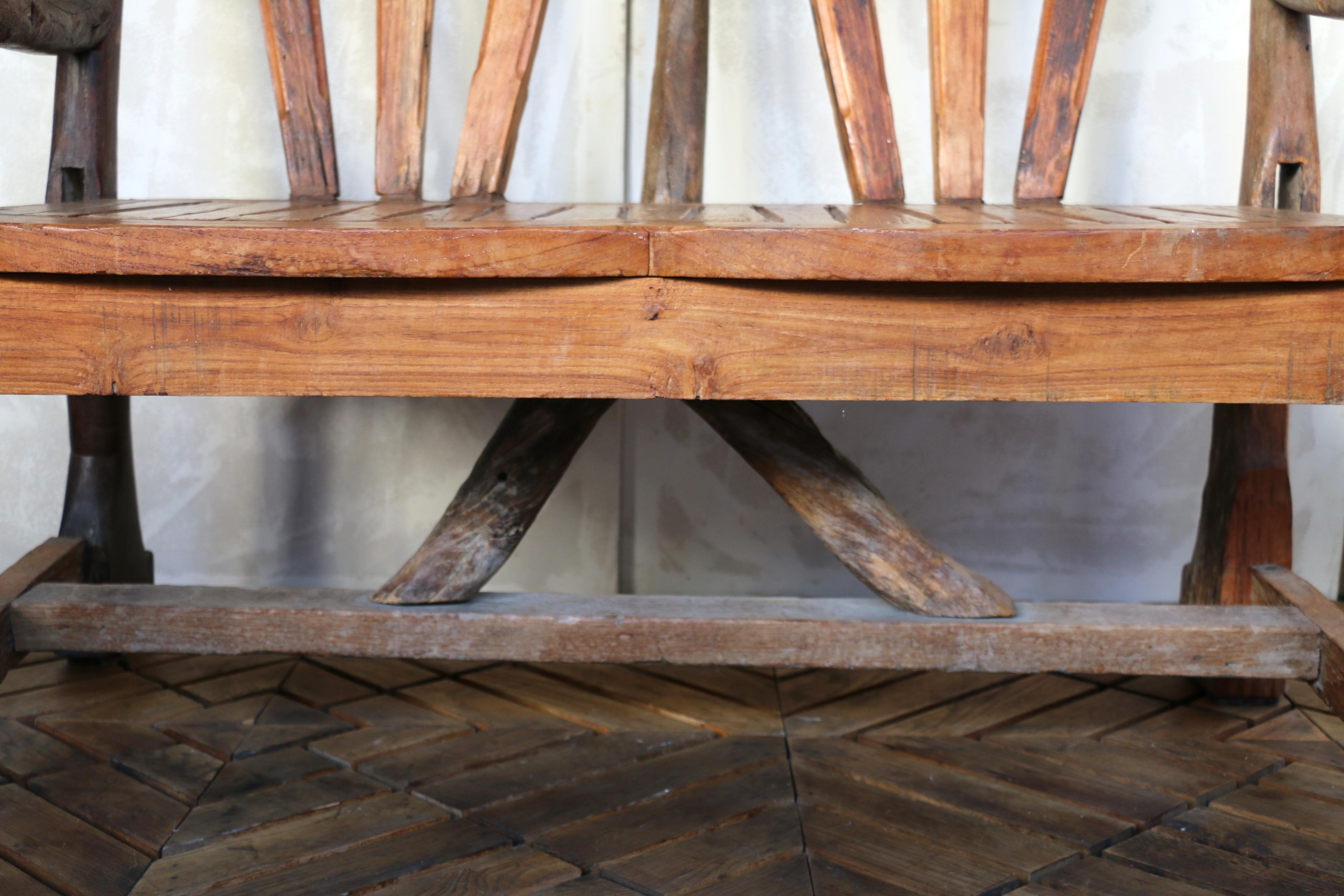 Banc rustique vintage en bois pour l'extérieur en vente 13
