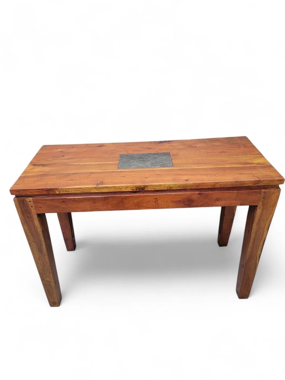 Vintage Rustic Reclaimed Barnwood Console Table In Good Condition For Sale In Chicago, IL