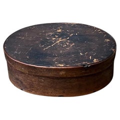 Vintage Rustic Shaker Style Wooden Oval Box