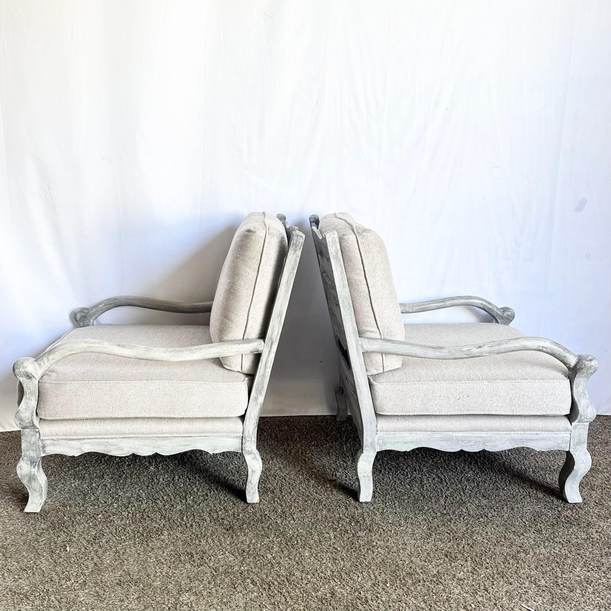 Poltroncine rustiche d'epoca in legno argentato - Una coppia In condizioni buone in vendita a Delray Beach, FL