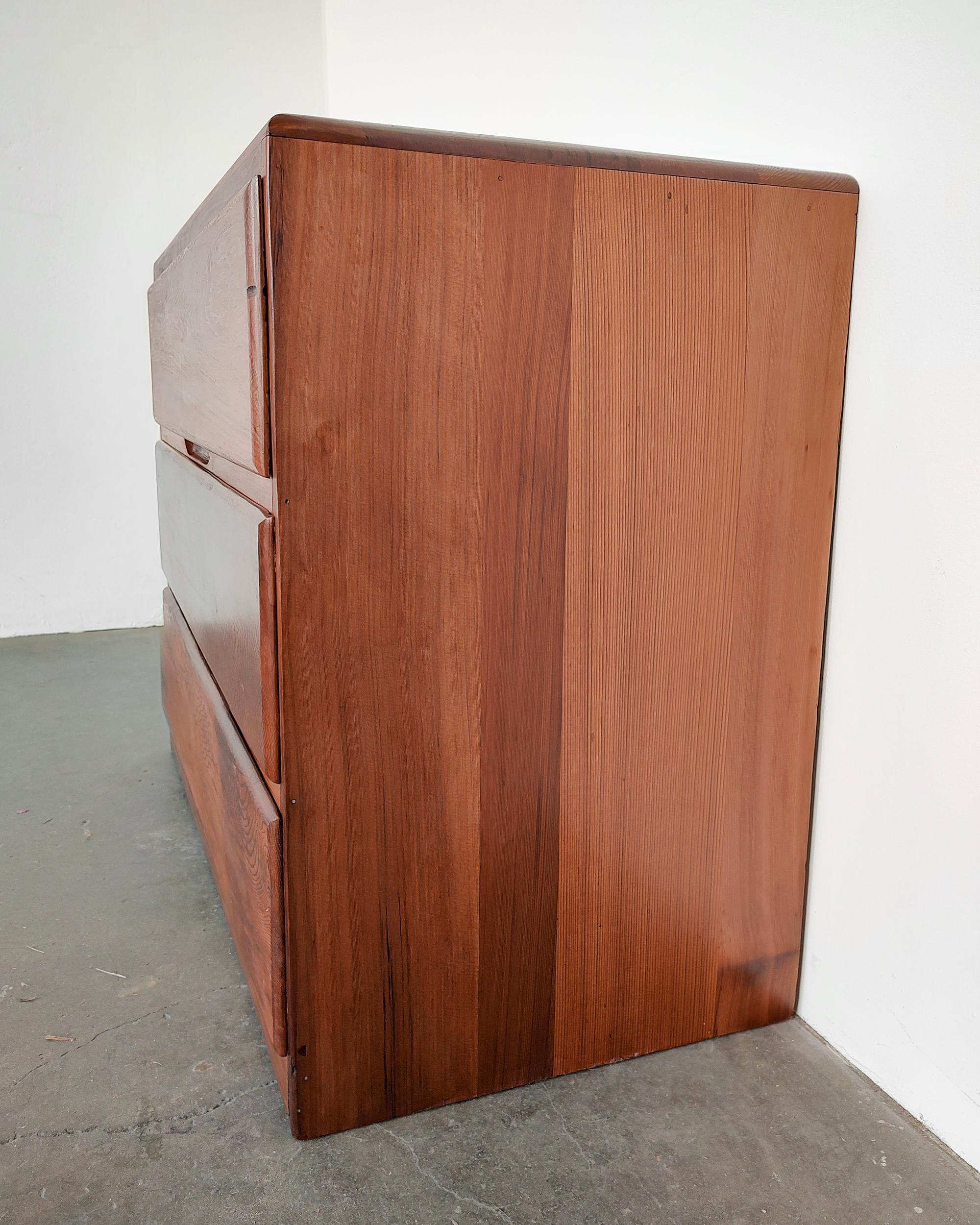 Vintage Rustic Solid Douglas Fir Bachelor Dresser 1950s For Sale 2