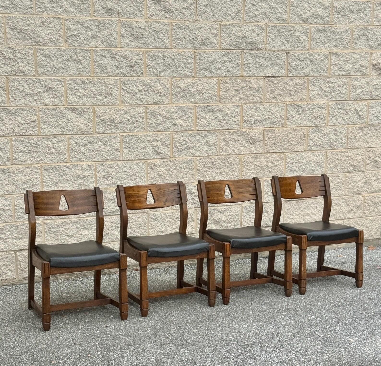 American Vintage Rustic Spanish-Style Dining Set - Round Dining Table with Four Chairs