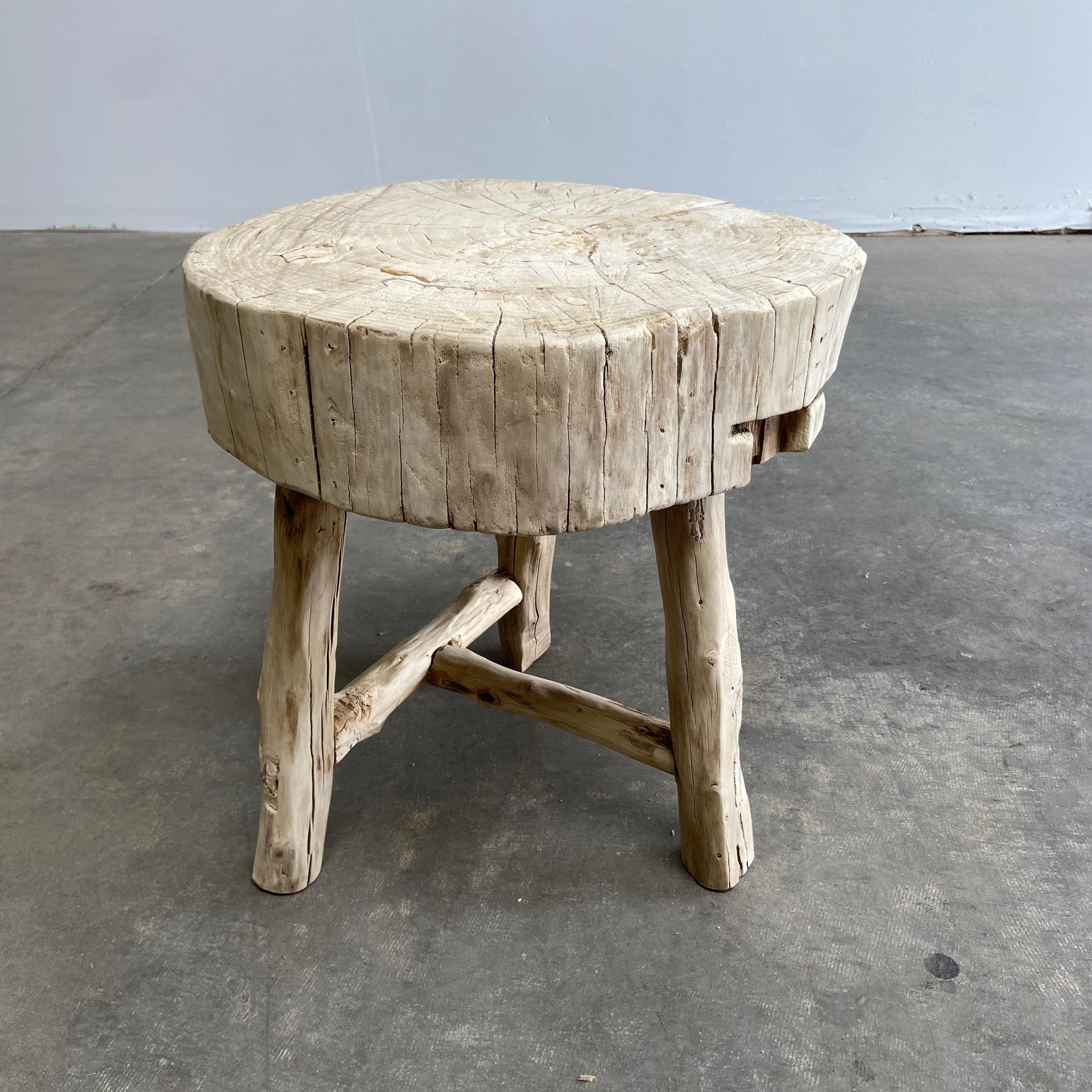 Elm Stump Slice side table 17”rd. X 19”H
Natural wood side table stump with legs. Beautiful solid sliced stump, great for use as a side table, or drink table.
Natural wood in raw finish, with beautiful natural markings. Legs are solid and sturdy,