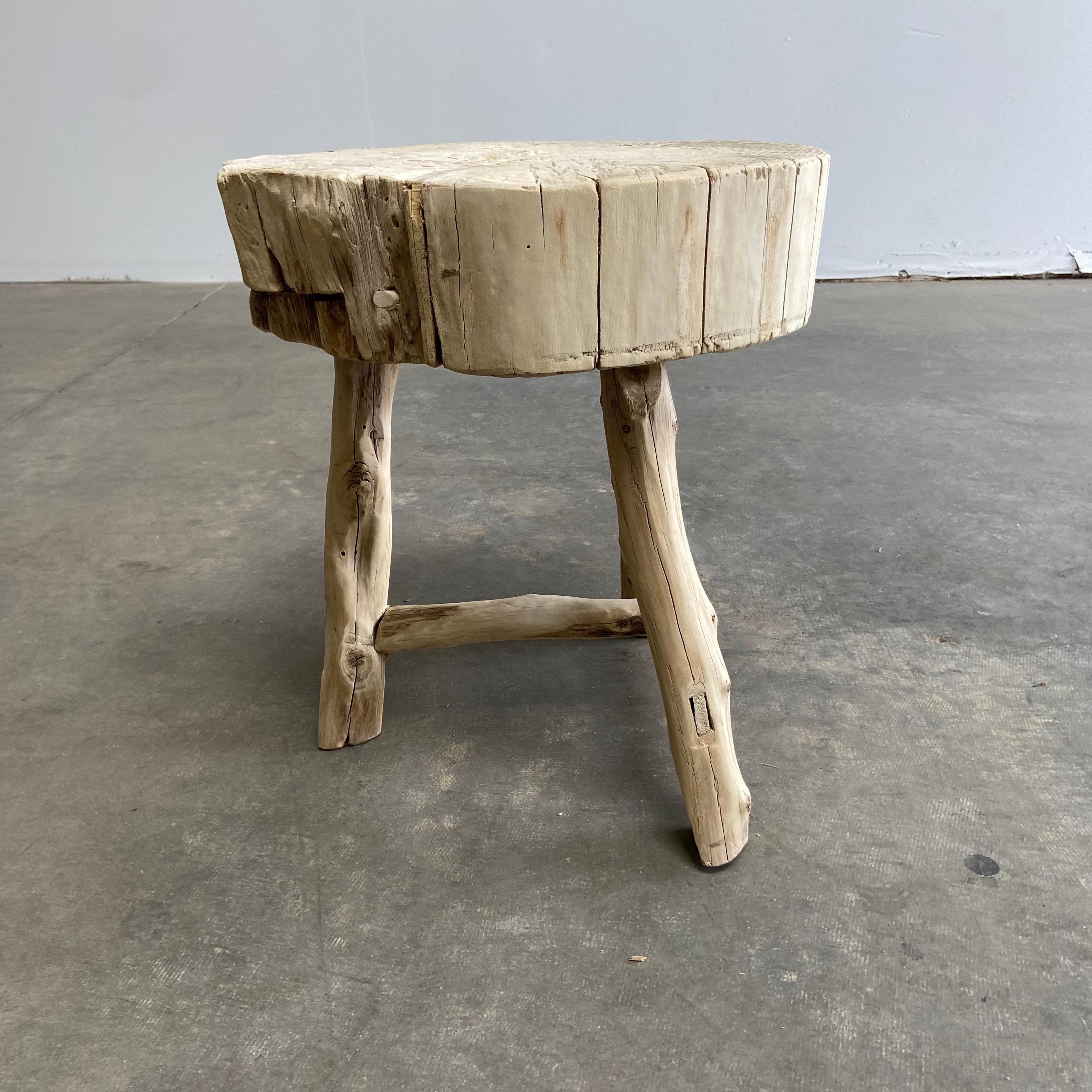 Vintage Rustic Wood Stump Side Table In Good Condition In Brea, CA