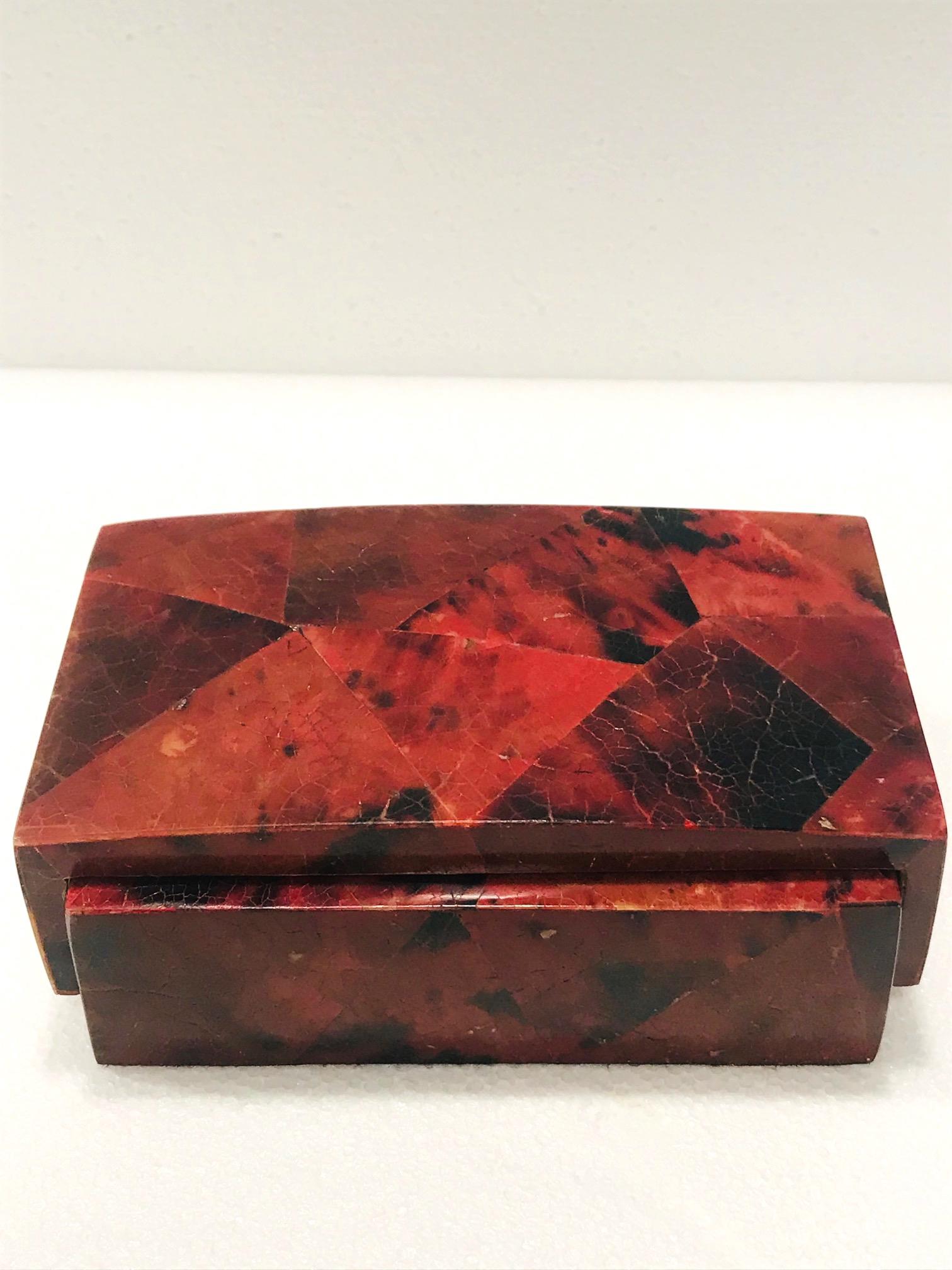 Vintage R&Y Augousti Decorative Box in Mosaic Red and Black Pen-Shell, c. 2000 1