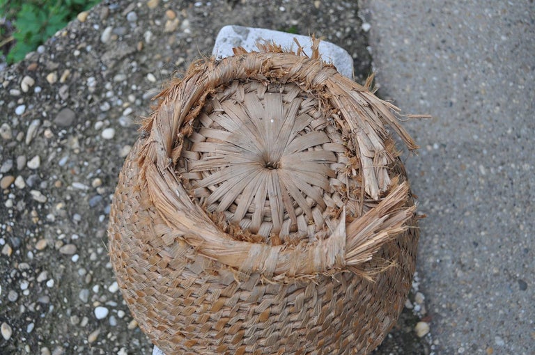 Vintage Rye Coiled Straw Basket, circa 1940s For Sale at 1stDibs