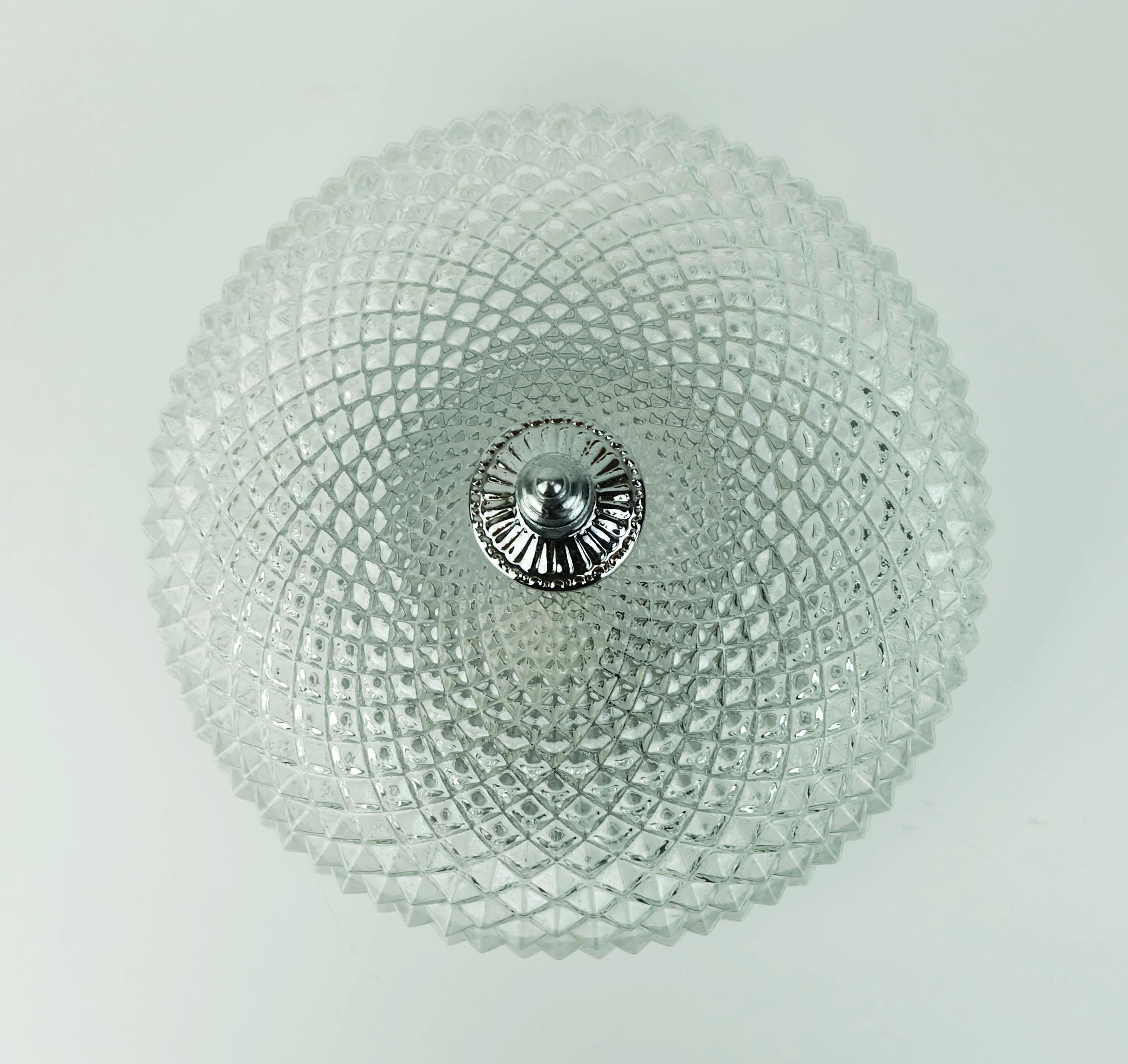 Allemand Plafonnier LAMP vintage en verre texturé et chrome des années 1970 en vente