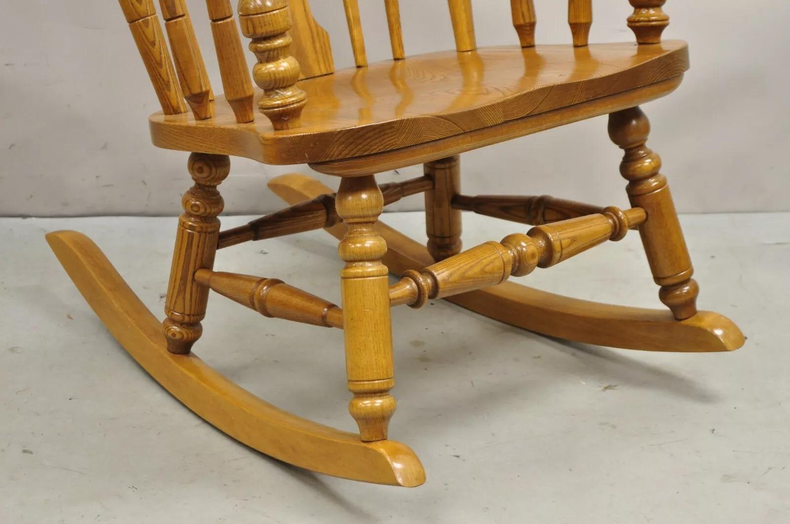 Vintage S. Bent & Bros. Victorian Amish Style Oak Wood Rocker Rocking Chair 2