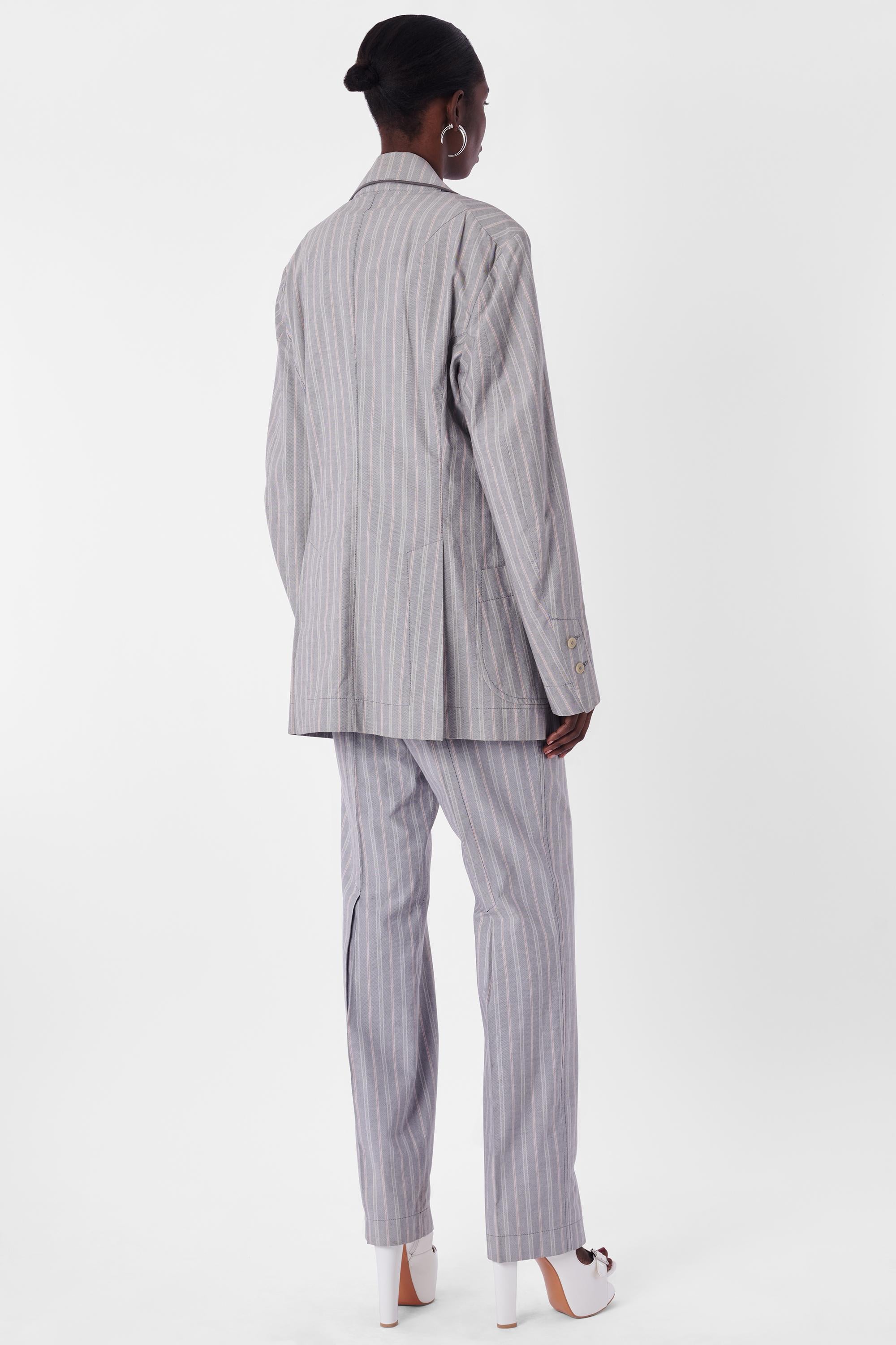 Vintage S/S 1991 Nadelstreifen grauer Anzug im Zustand „Hervorragend“ im Angebot in London, GB