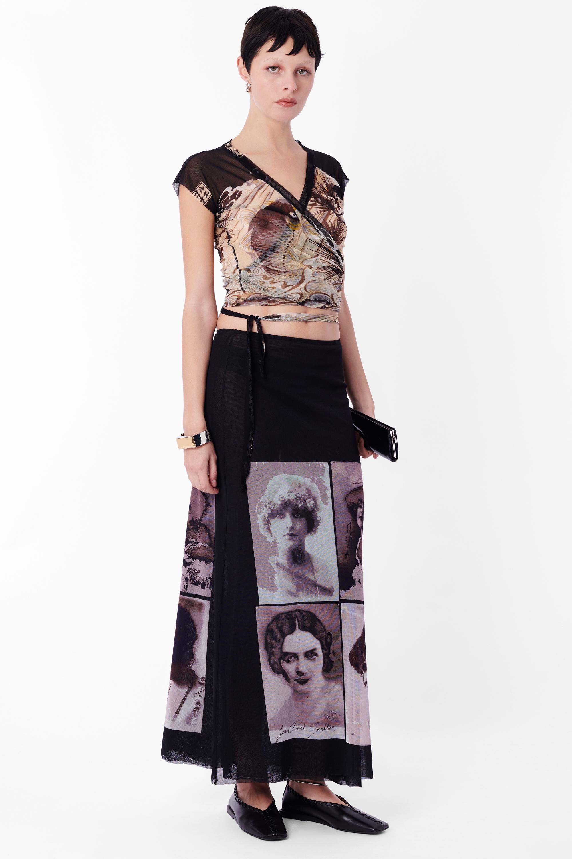 Vintage S/S 2002 Portrait Black Mesh Skirt Pour femmes en vente