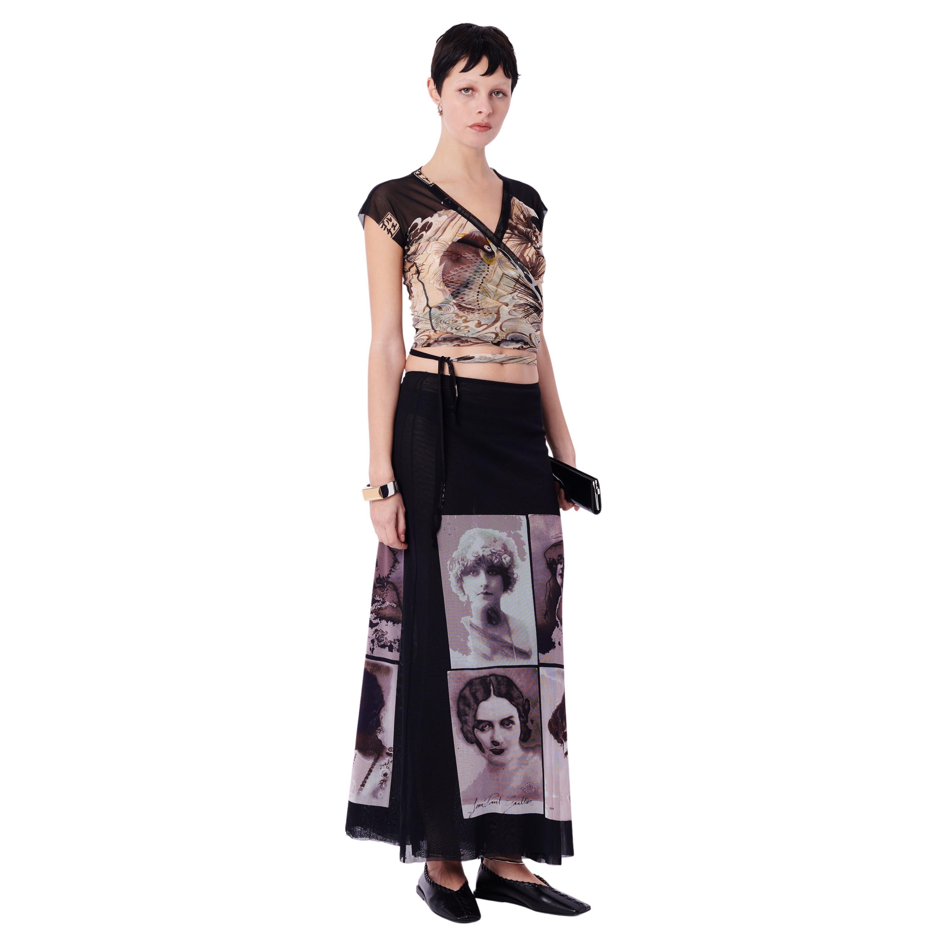 Vintage S/S 2002 Portrait Black Mesh Skirt en vente
