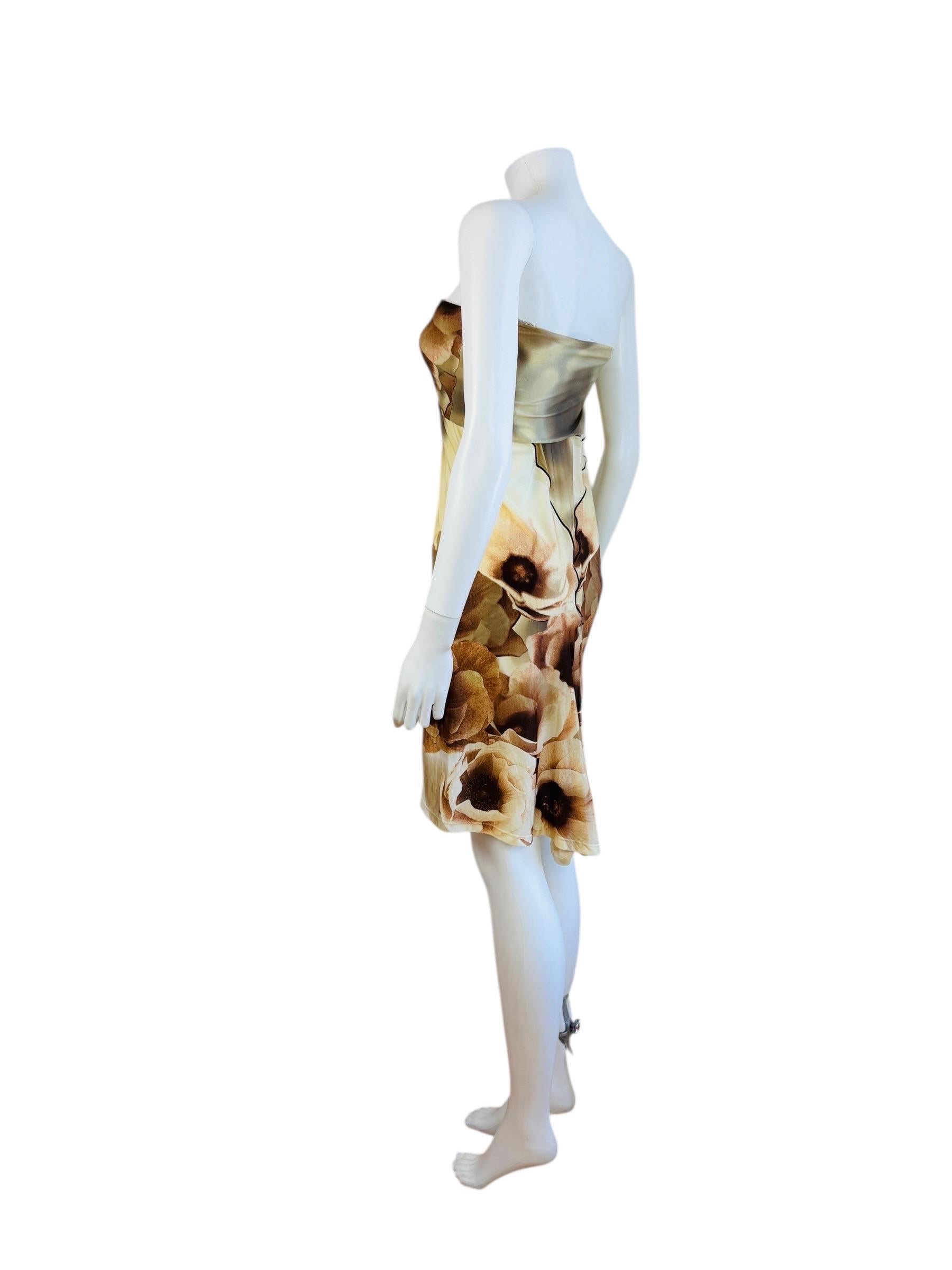 Vintage S/S 2002 Roberto Cavalli Trägerloses übergroßes neutrales geblümtes Minikleid im Angebot 2