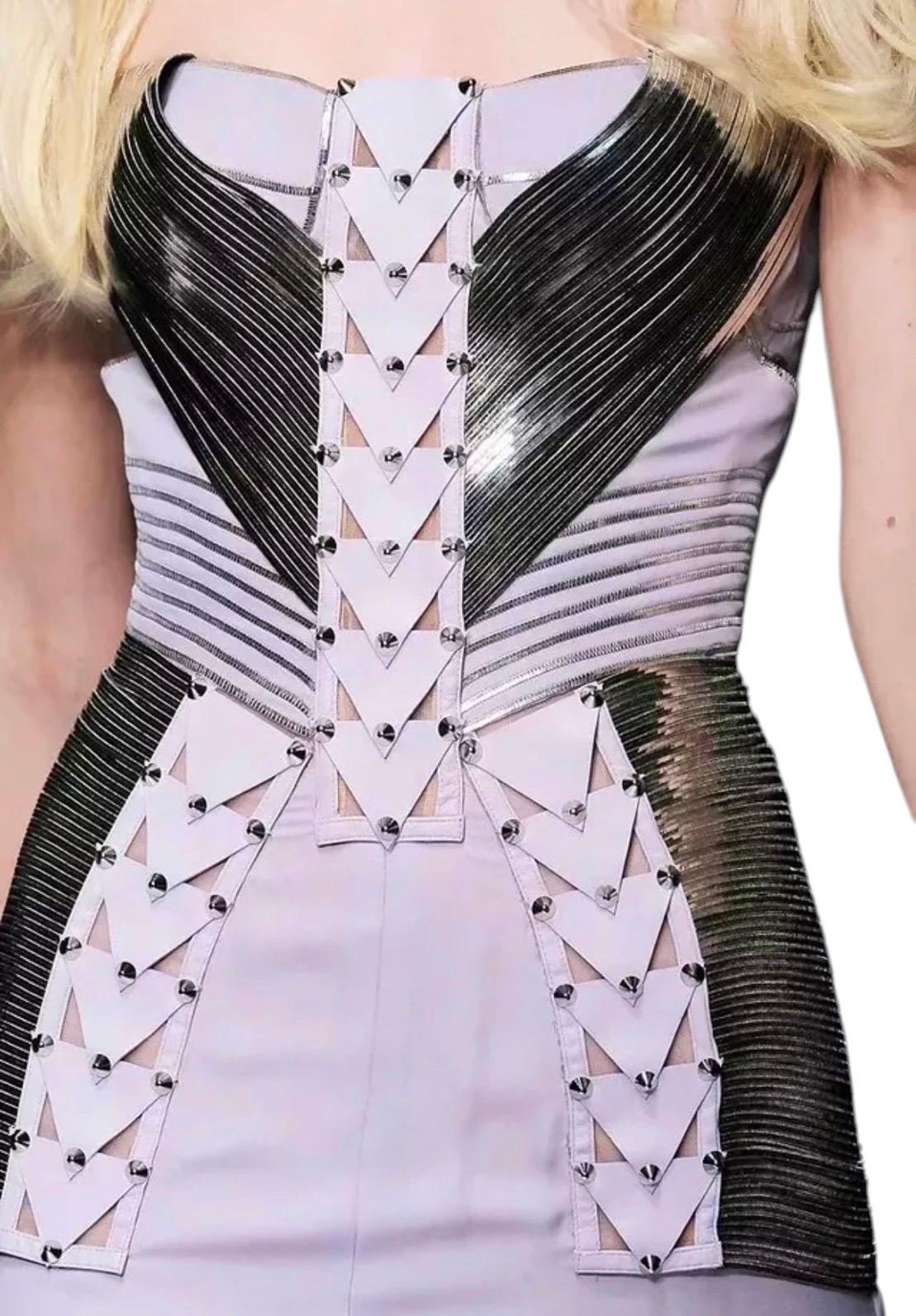 Gray Vintage S/S 2010 Look# 47 Versace Embellished Long Dress Gown 40 -4 For Sale