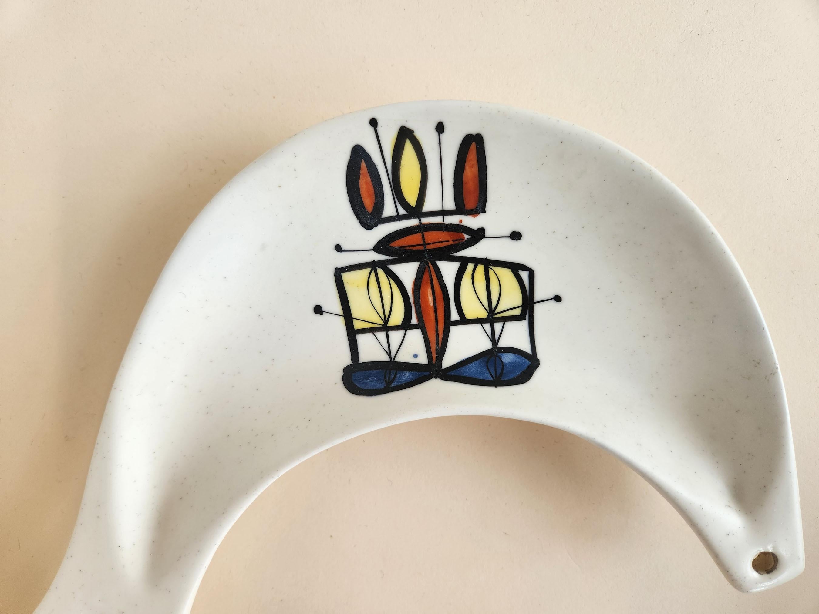 Roger Capron - Vintage S-shaped Ceramic Serving Platter In Excellent Condition For Sale In Stratford, CT