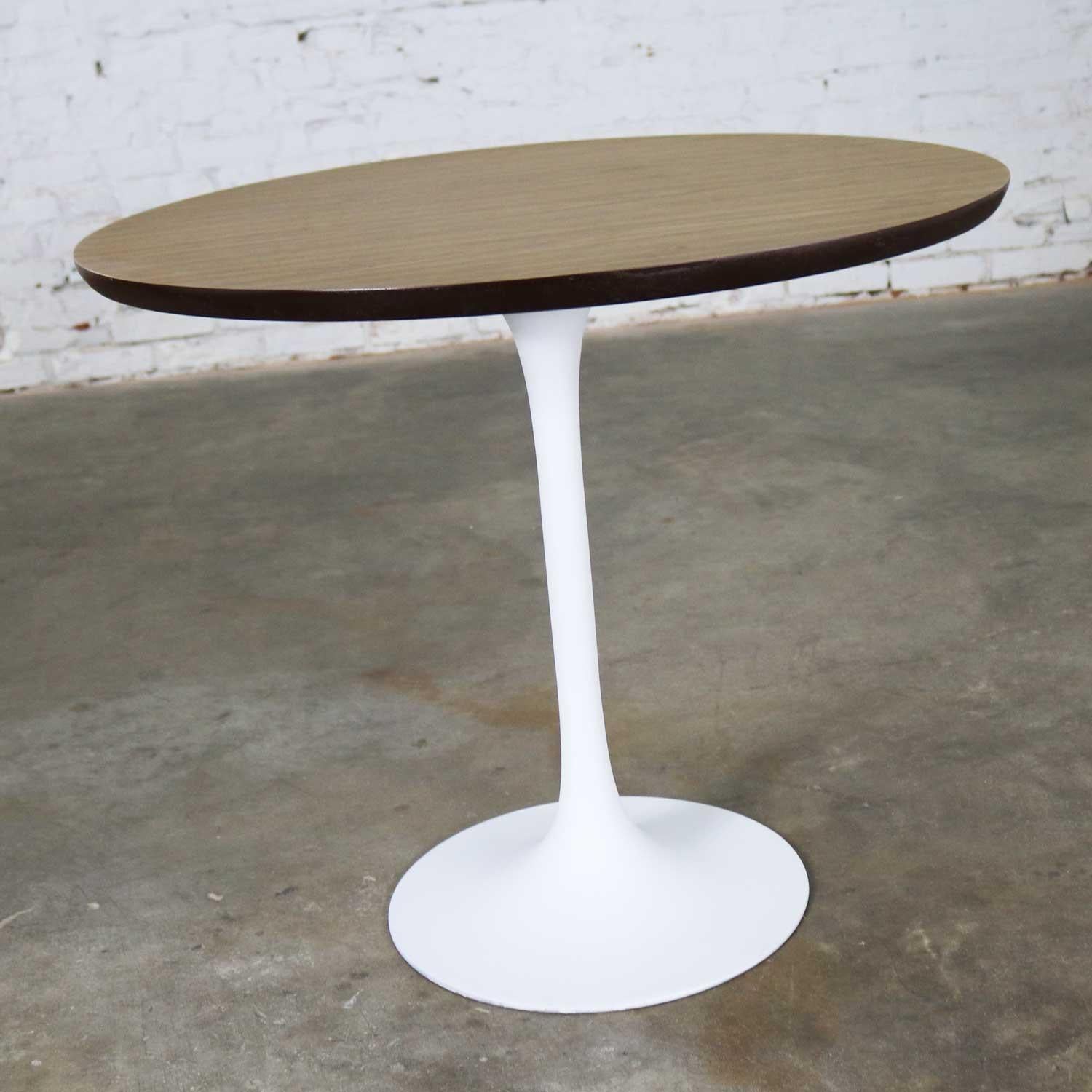 Vintage Saarinen Style White Tulip Base Table Light Woodgrain Laminate Top 4