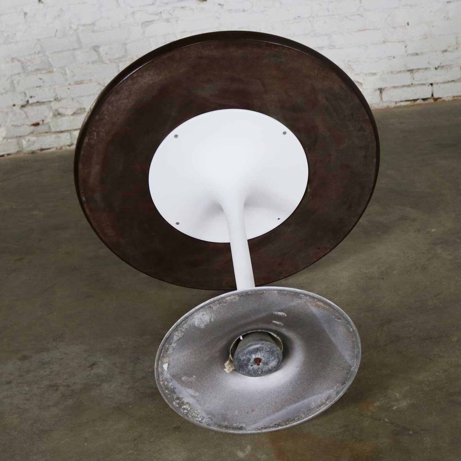 Vintage Saarinen Style White Tulip Base Table Light Woodgrain Laminate Top 6