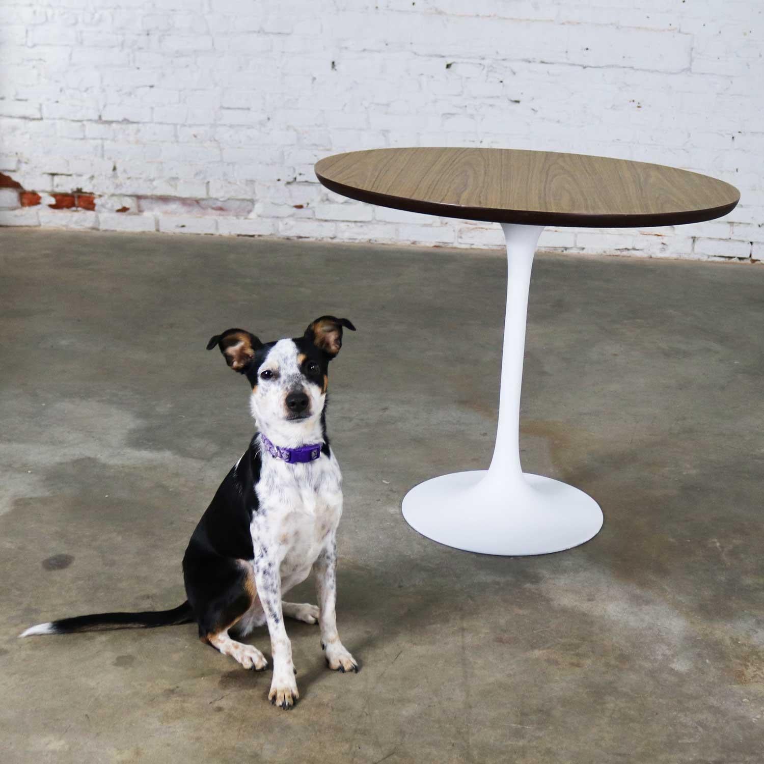 vintage saarinen tulip table