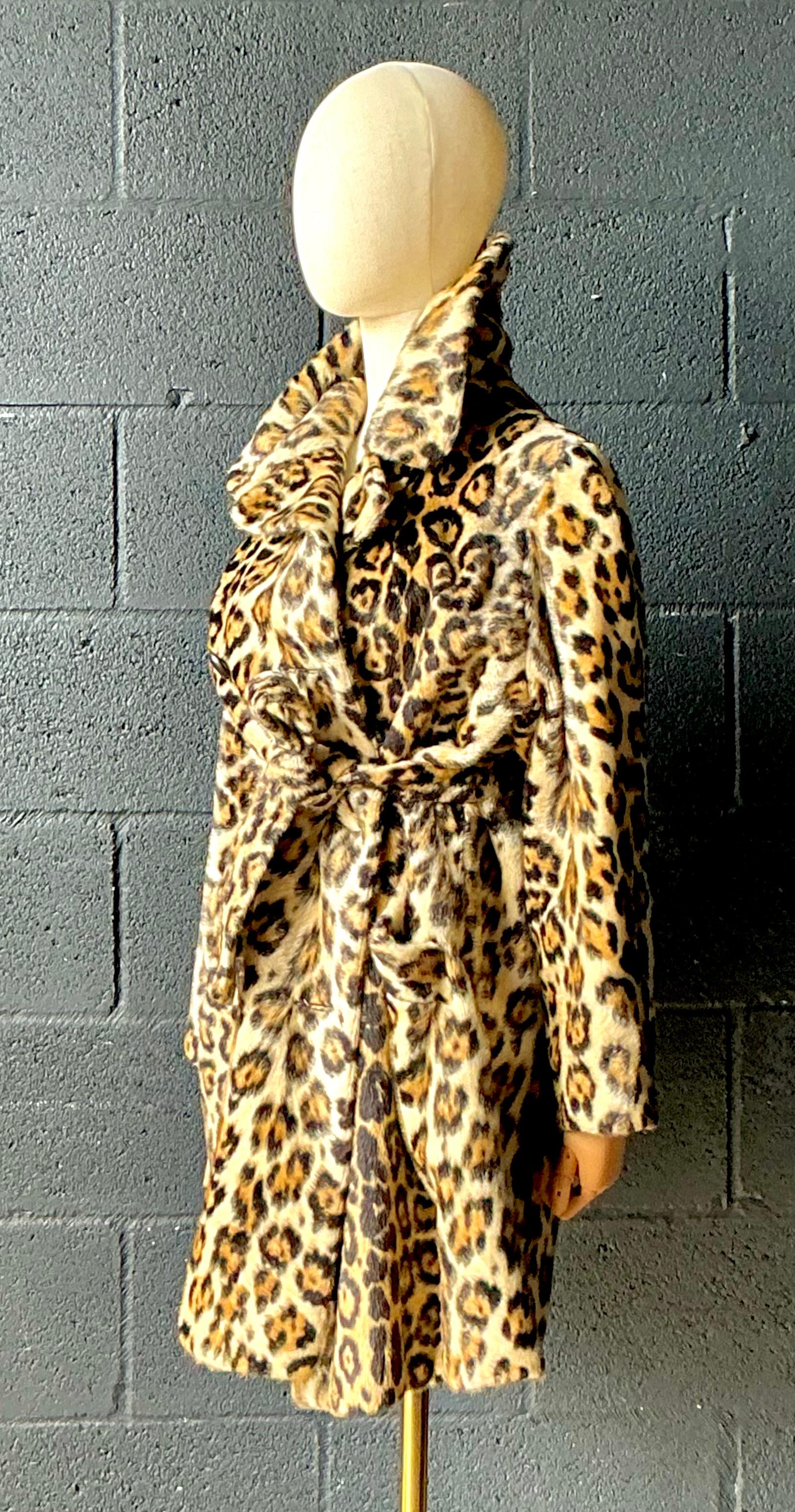 Coates Safari vintage in finto leopardo con cintura In condizioni buone in vendita a West Palm Beach, FL