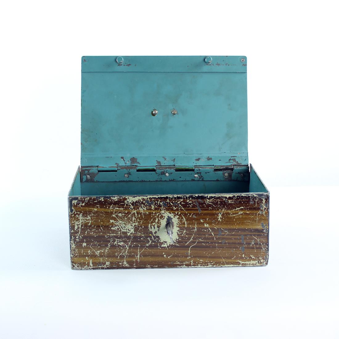 Vintage Safe Deposit Box, Czechoslovakia 1930s In Good Condition For Sale In Zohor, SK