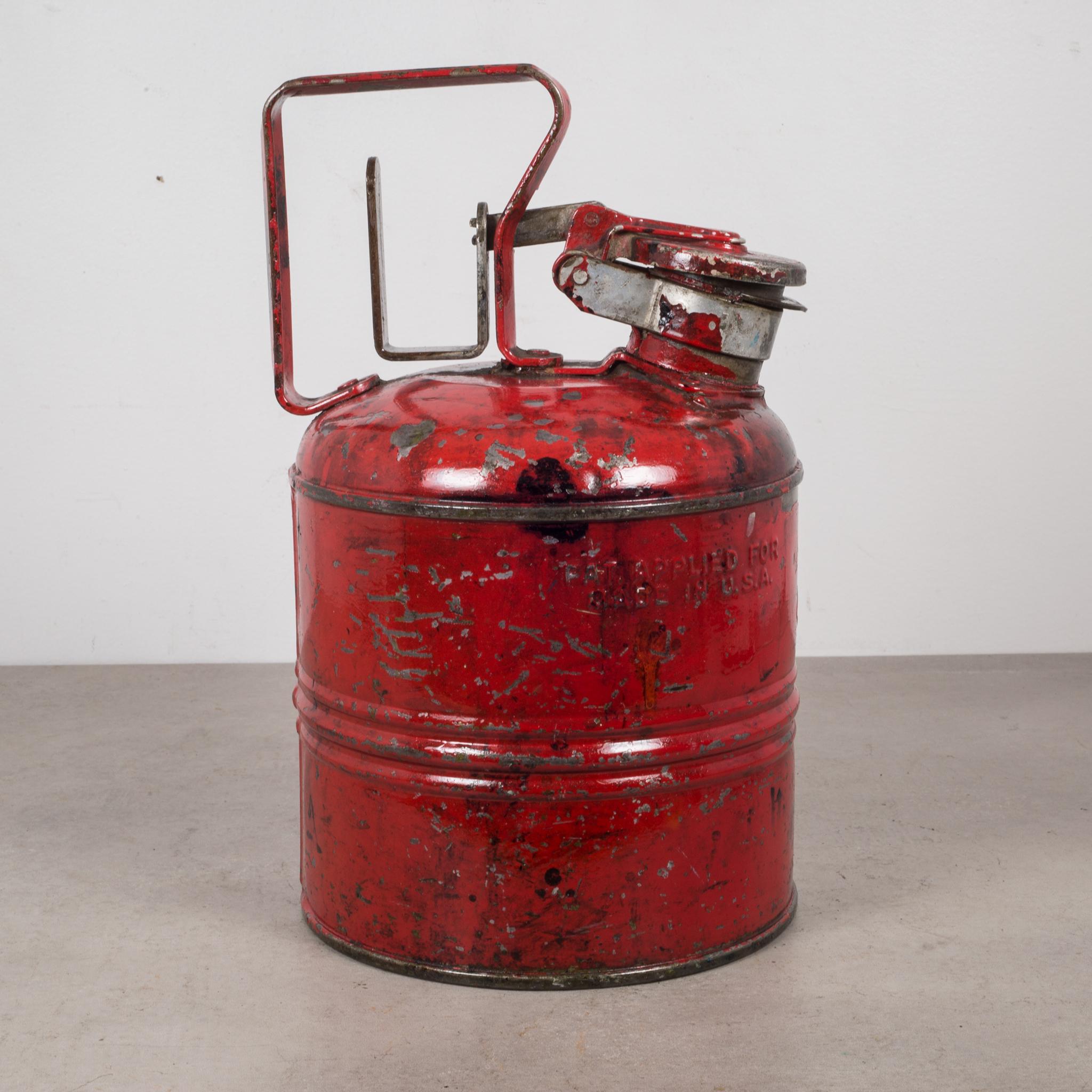 Vintage Safety Gas Can, circa 1940 3
