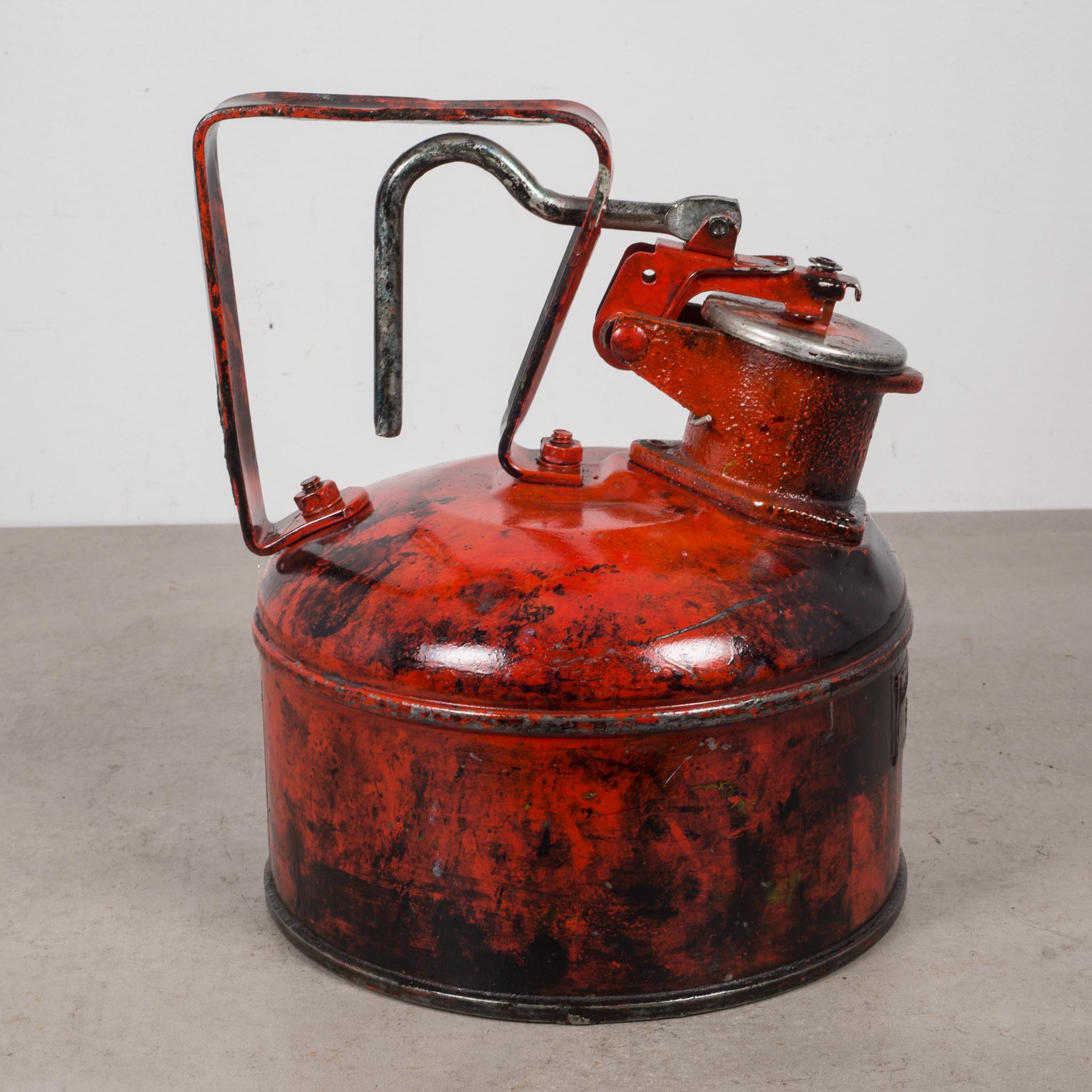 Vintage Safety Gas Can, circa 1940 9