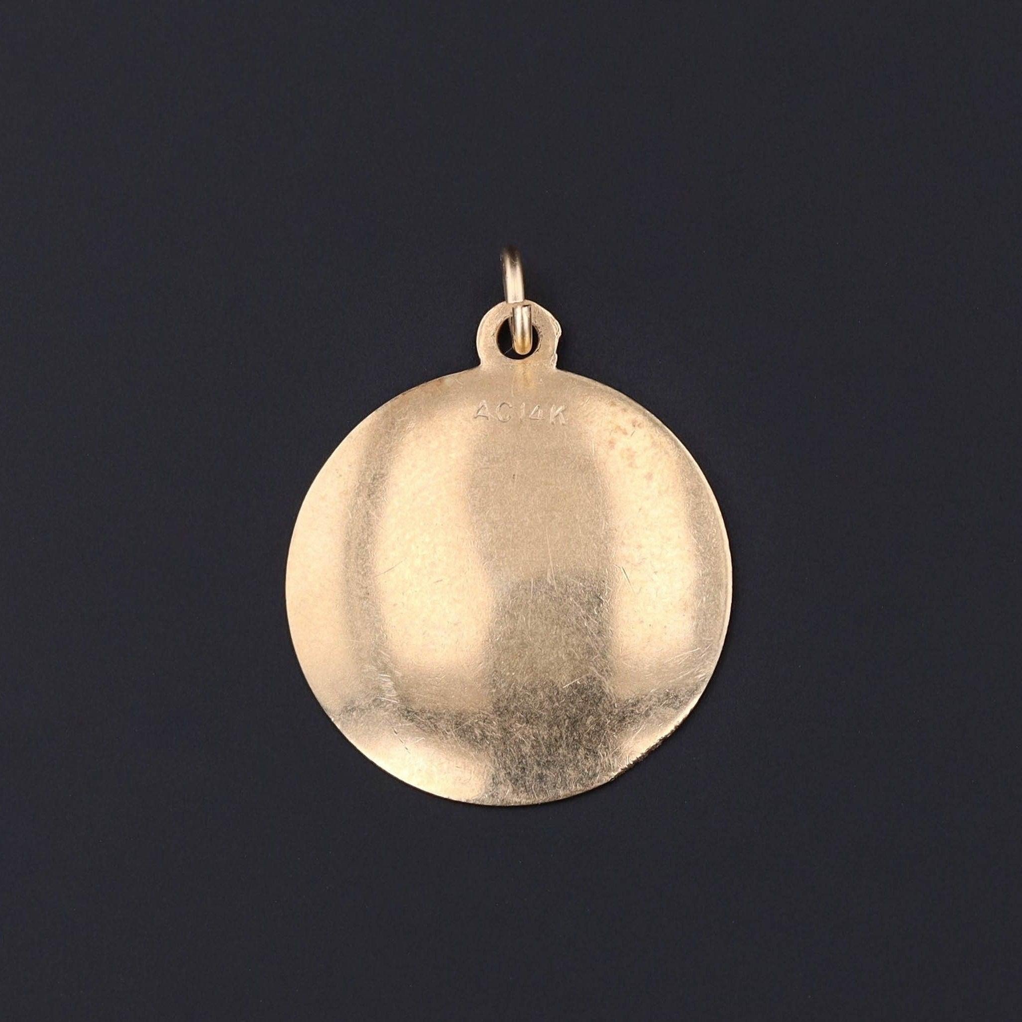 Contemporain Pendentif vintage Sagittaire en or 14k en vente
