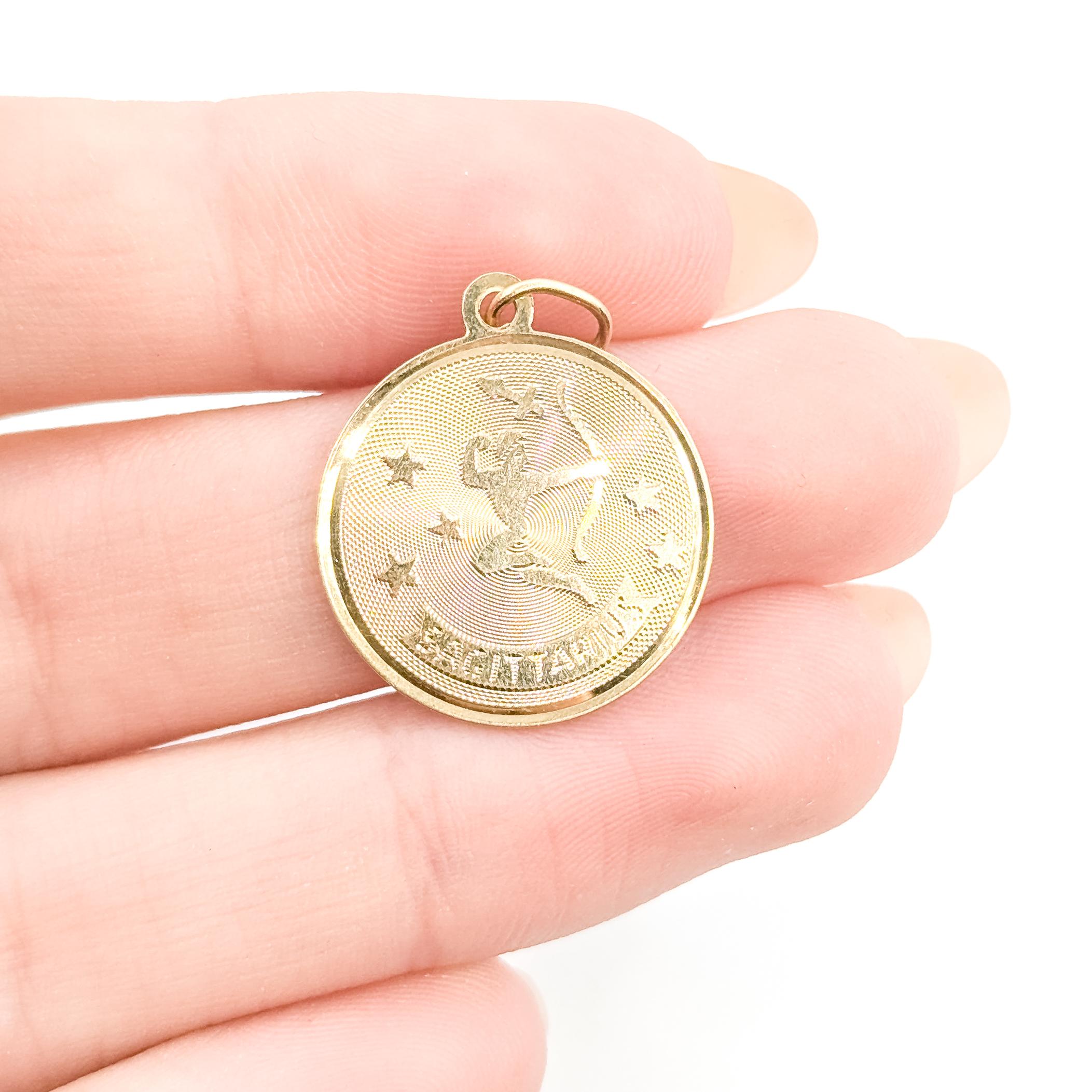 Vintage Sagittarius Zodiac Anhänger in 14k Gelbgold im Zustand „Hervorragend“ im Angebot in Bloomington, MN
