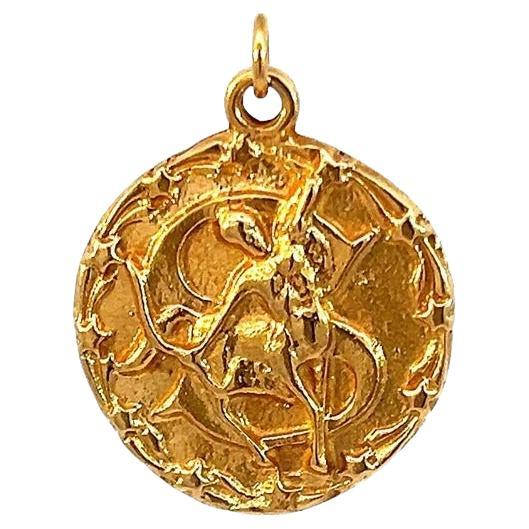 Vintage Sagittarius Zodiac Stars 14 Karat Yellow Gold Charm Medallion Pendant im Angebot