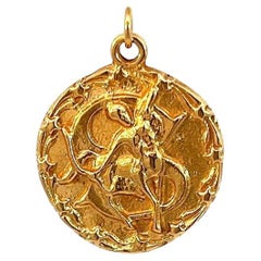 Vintage Sagittarius Zodiac Stars 14 Karat Yellow Gold Charm Medallion Pendant