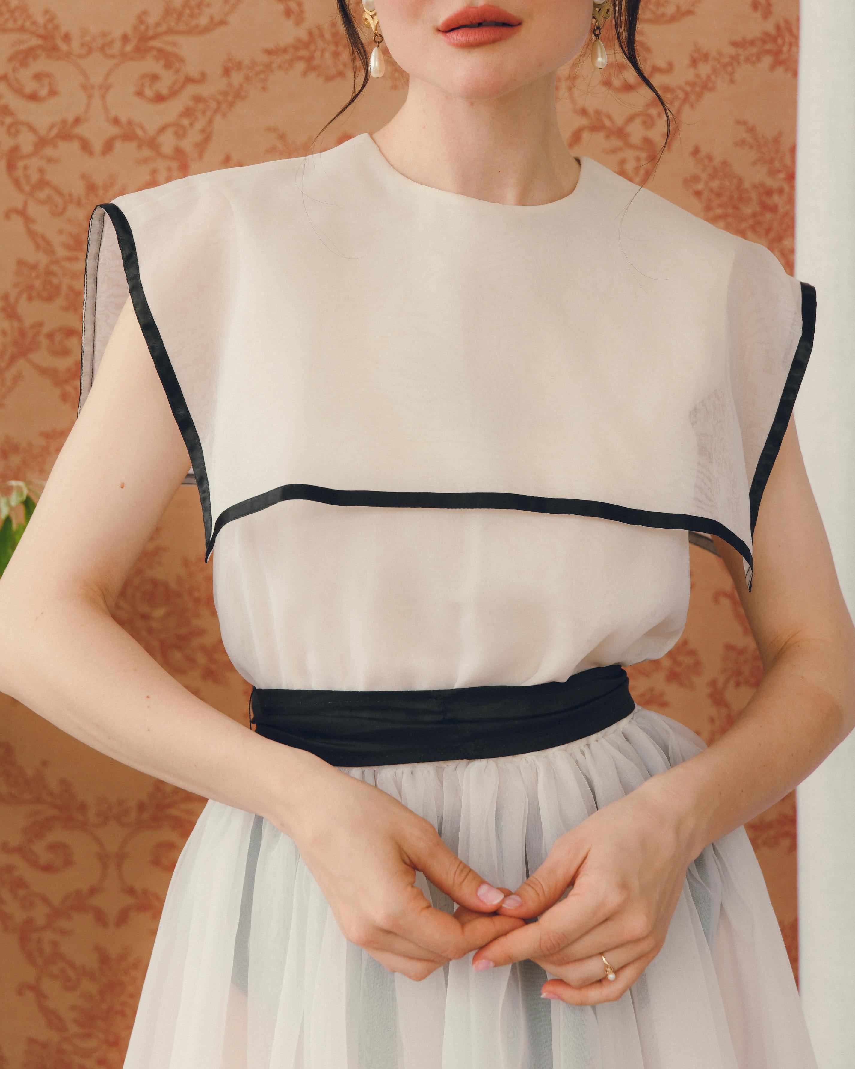 Vintage Sailor Collar Organza Dress With Detachable Lining In Good Condition For Sale In New York, NY