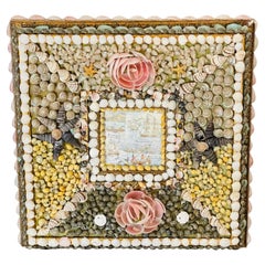 Vintage Sailors Valentines Style Sea Shell Encrusted Frame (Cadre incrusté de coquillages)