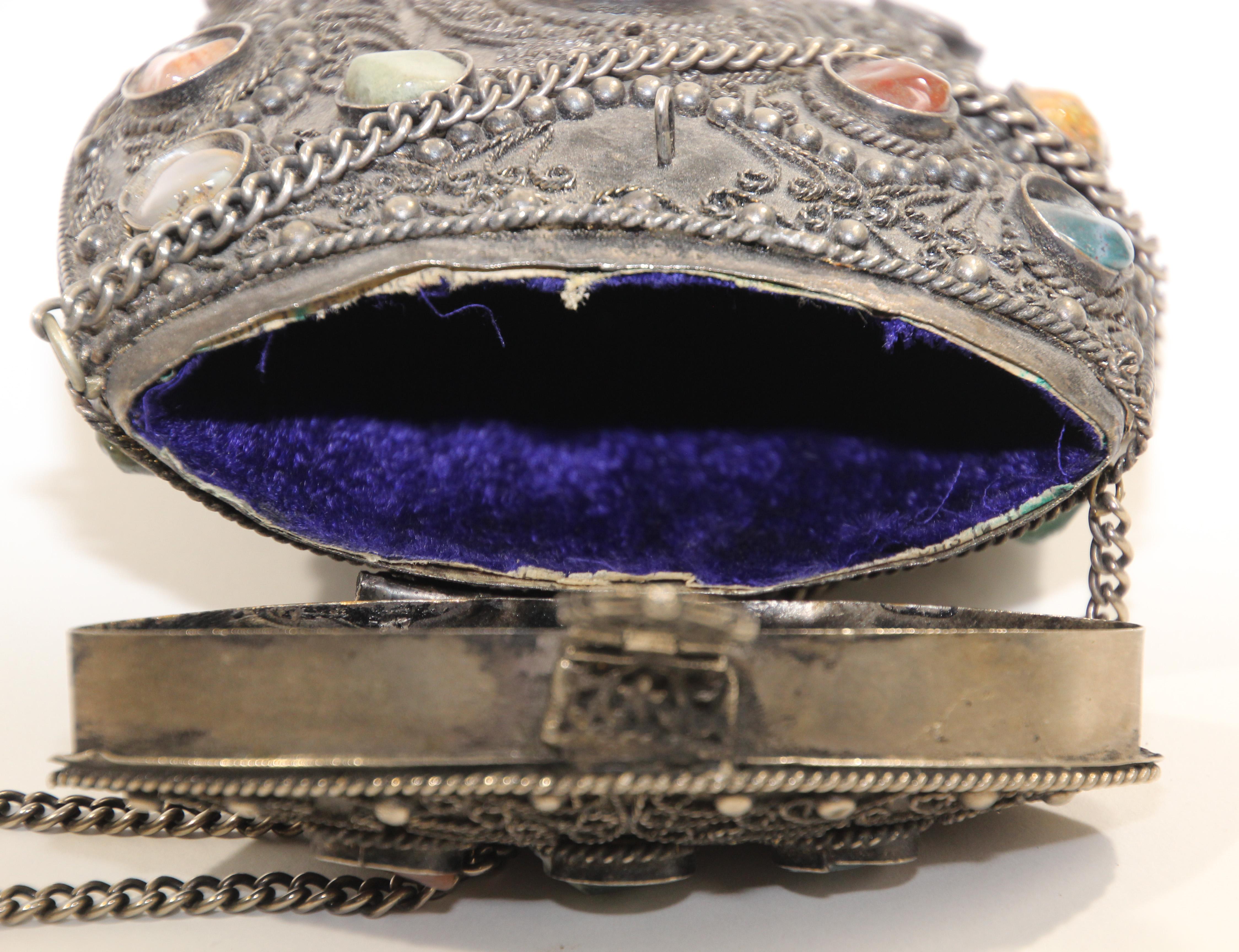 20th Century Vintage Sajai Metal and Agate Scroll Box Coin Purse, Handmade in India For Sale