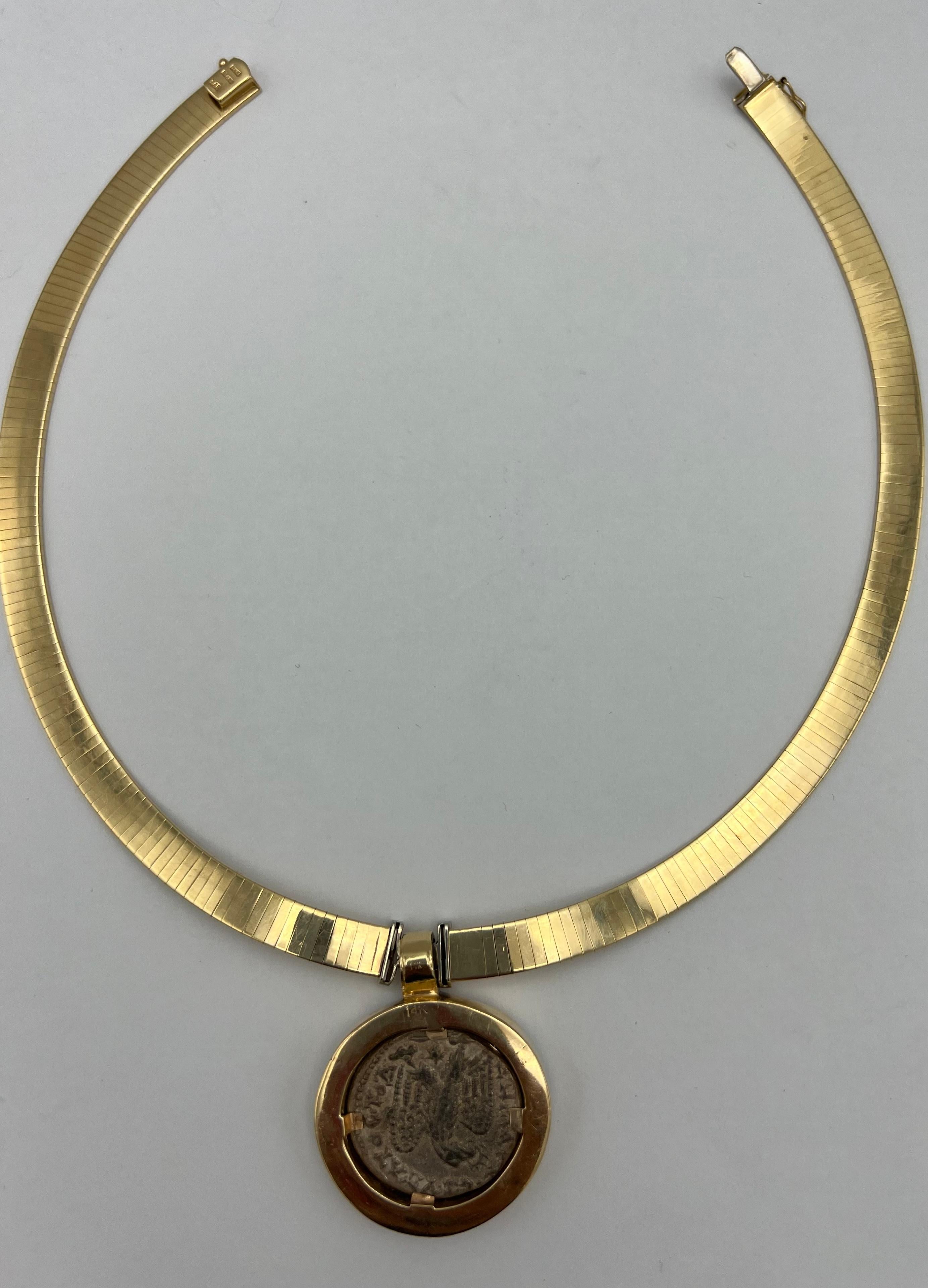 Vintage SAK Yellow Gold and Dimond Coin Collar Necklace style  For Sale 3