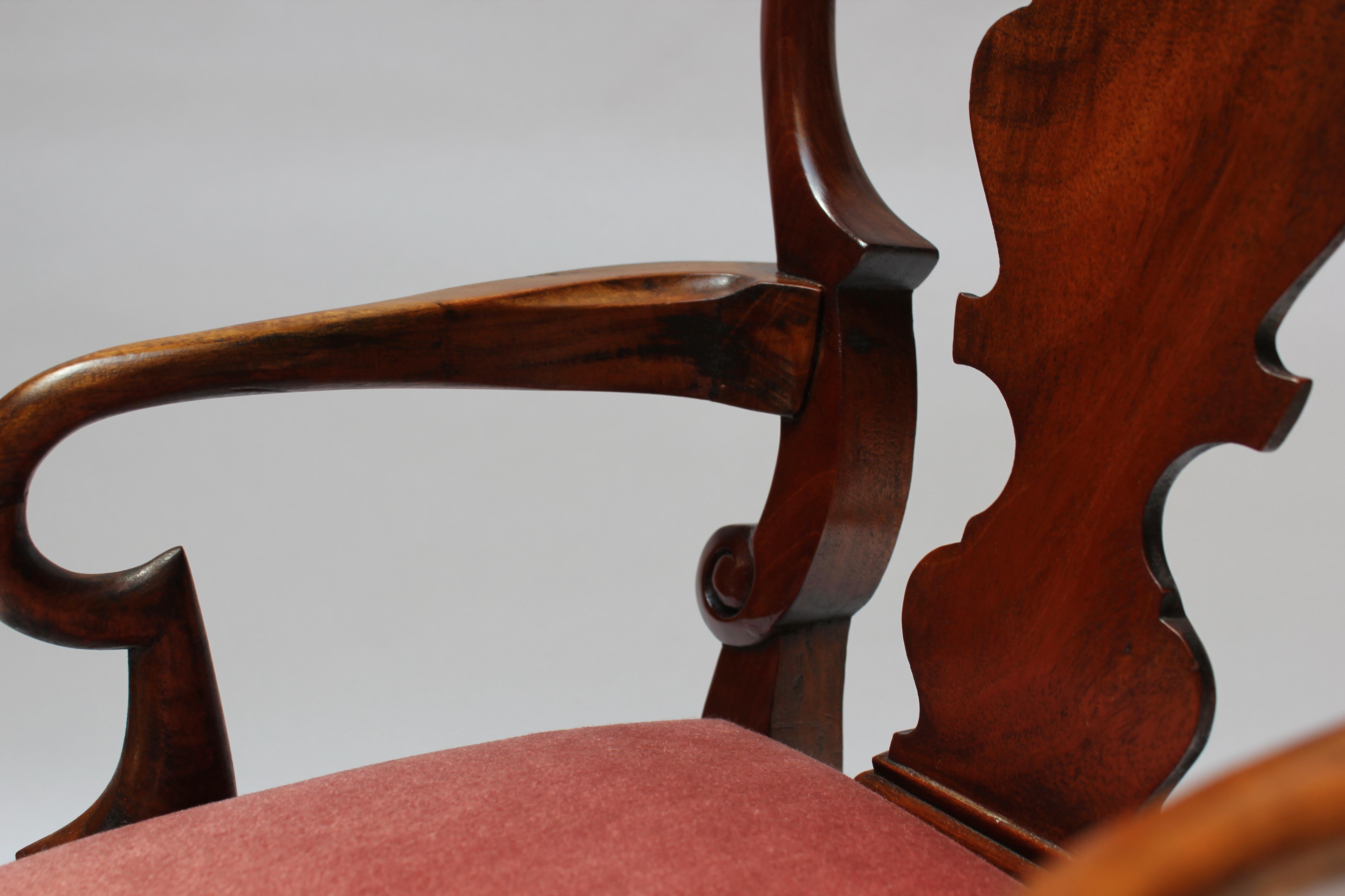 Vintage Salesman Sample / Miniature Queen Anne-Style English Arm Chair 3