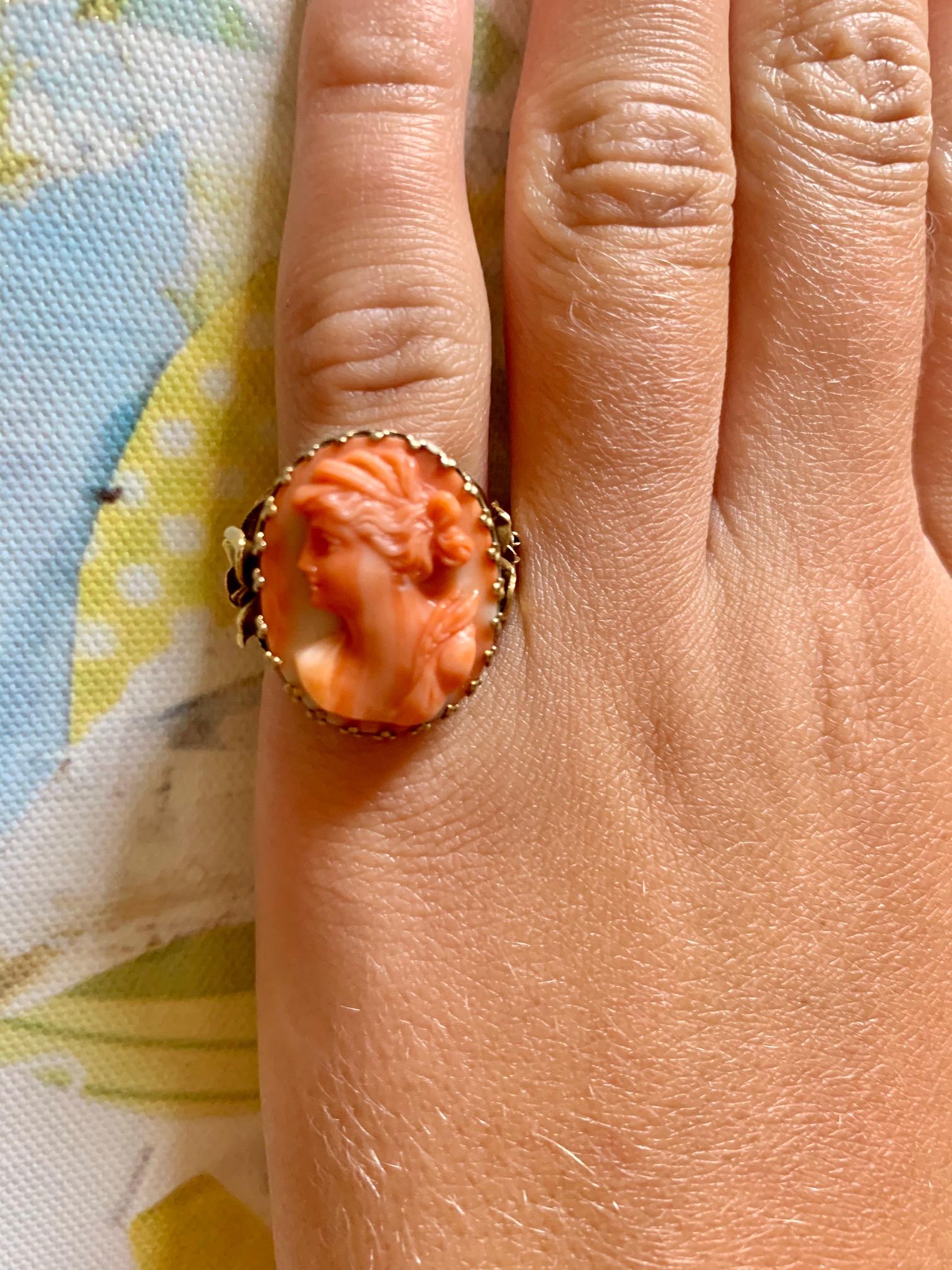 Vintage Salmon Coral and 14 Karat Yellow Gold Cameo Ring - Size 5 3/4 4