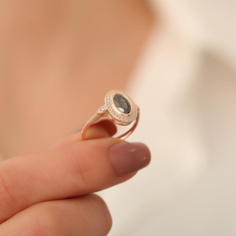 Modern Vintage Salt And Pepper 1.00ct Diamond Ring For Sale