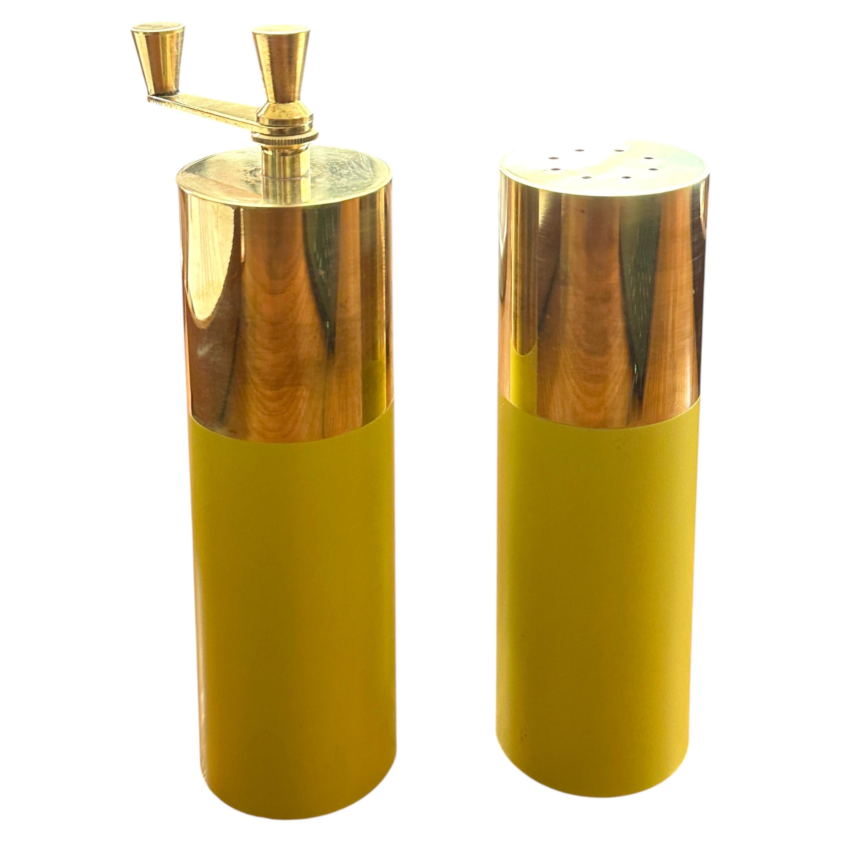 Vintage Salt Shaker And Pepper Grinder, Brass And Painted Surface, Made In Italy