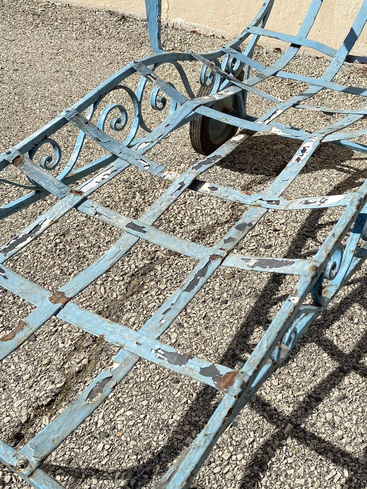 Vintage Salterini Art Nouveau Scrolling Wrought Iron Garden Patio Chaise Lounge For Sale 6