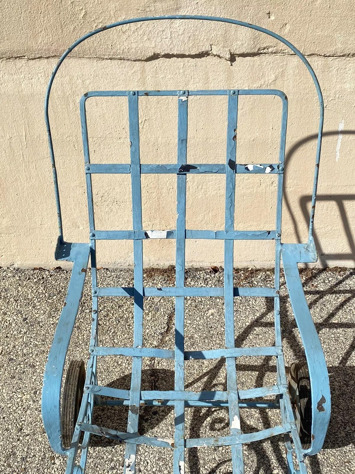 Vintage Salterini Art Nouveau Scrolling Wrought Iron Garden Patio Chaise Lounge For Sale 8