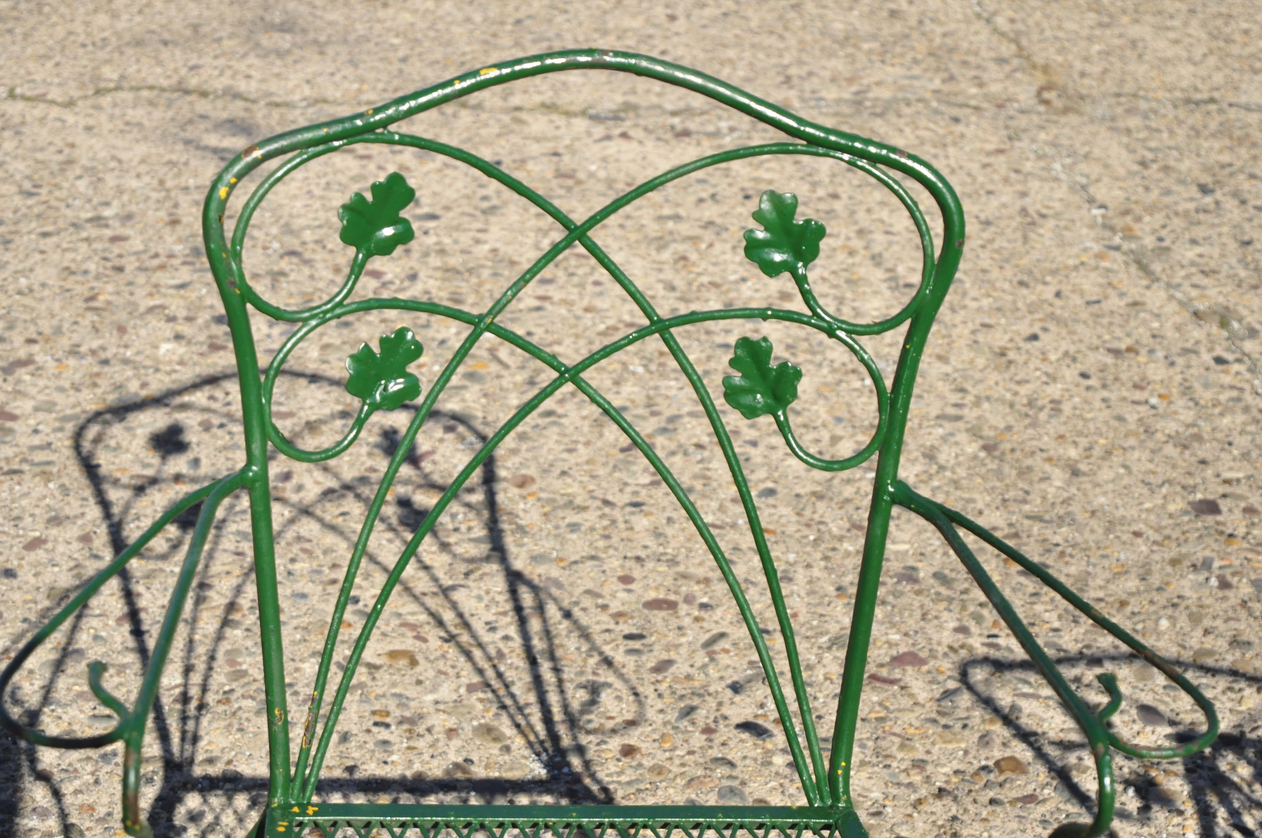 Victorian Vintage Salterini Green Wrought Iron Leaf Scrollwork Patio Dining Set, 5 Pieces