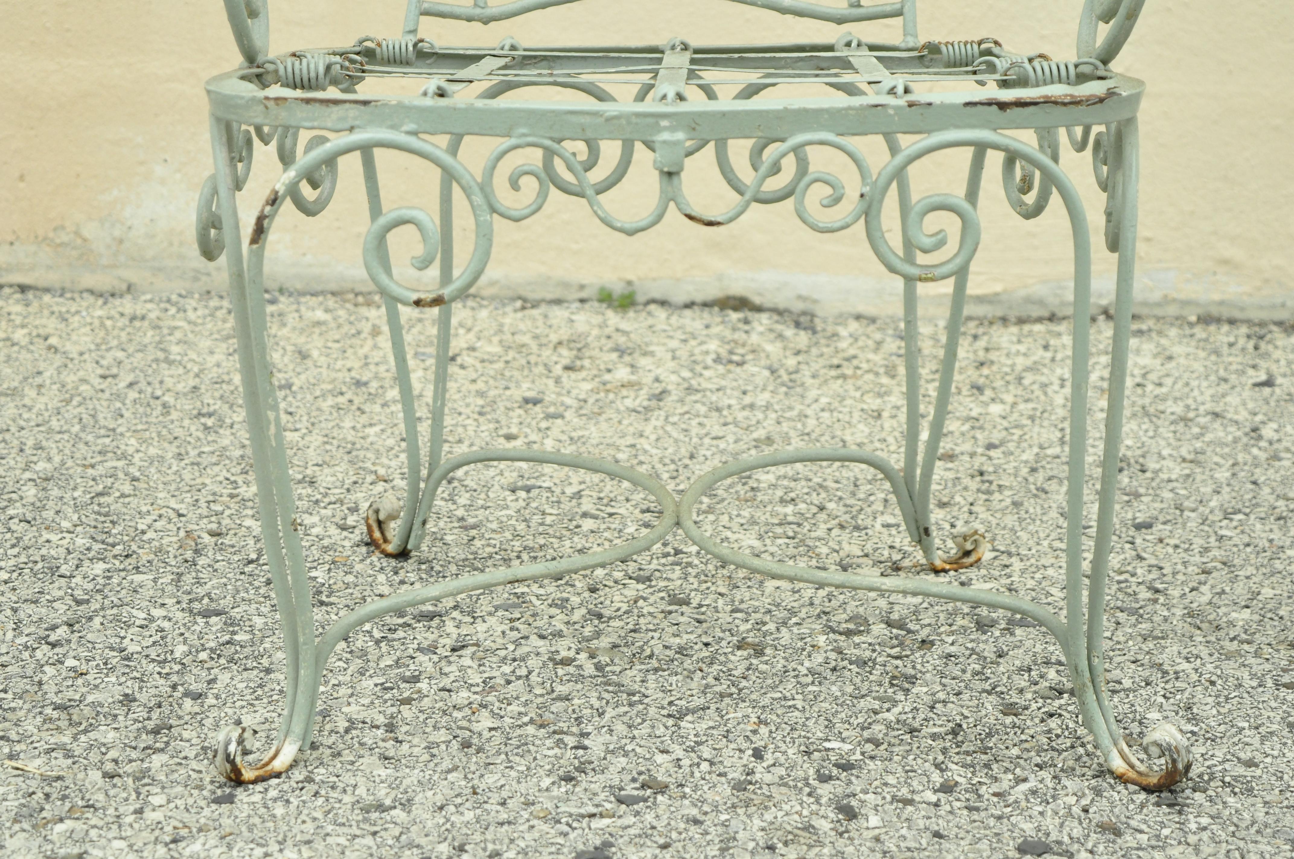 Vintage Salterini Green Wrought Iron Scrollwork Garden Patio Arm Chairs, a Pair In Good Condition In Philadelphia, PA