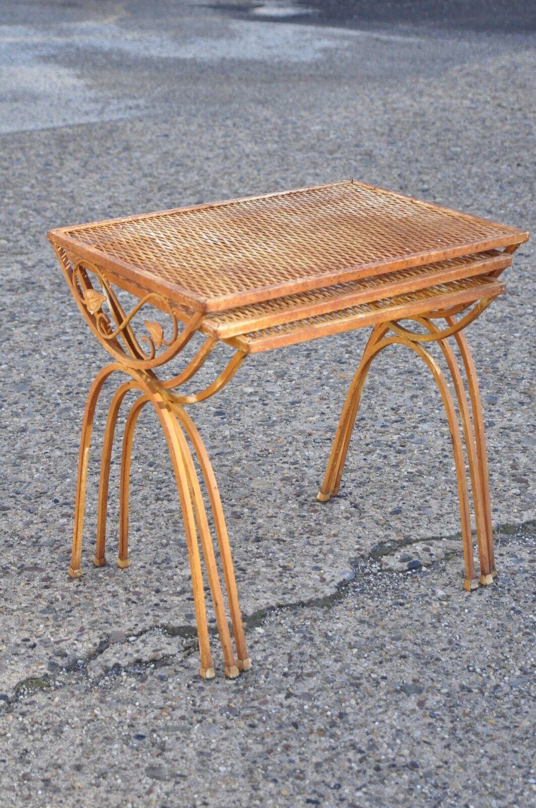 Vintage Salterini Mid Century Wrought Iron Nesting Side Tables, Set of 3 For Sale 3