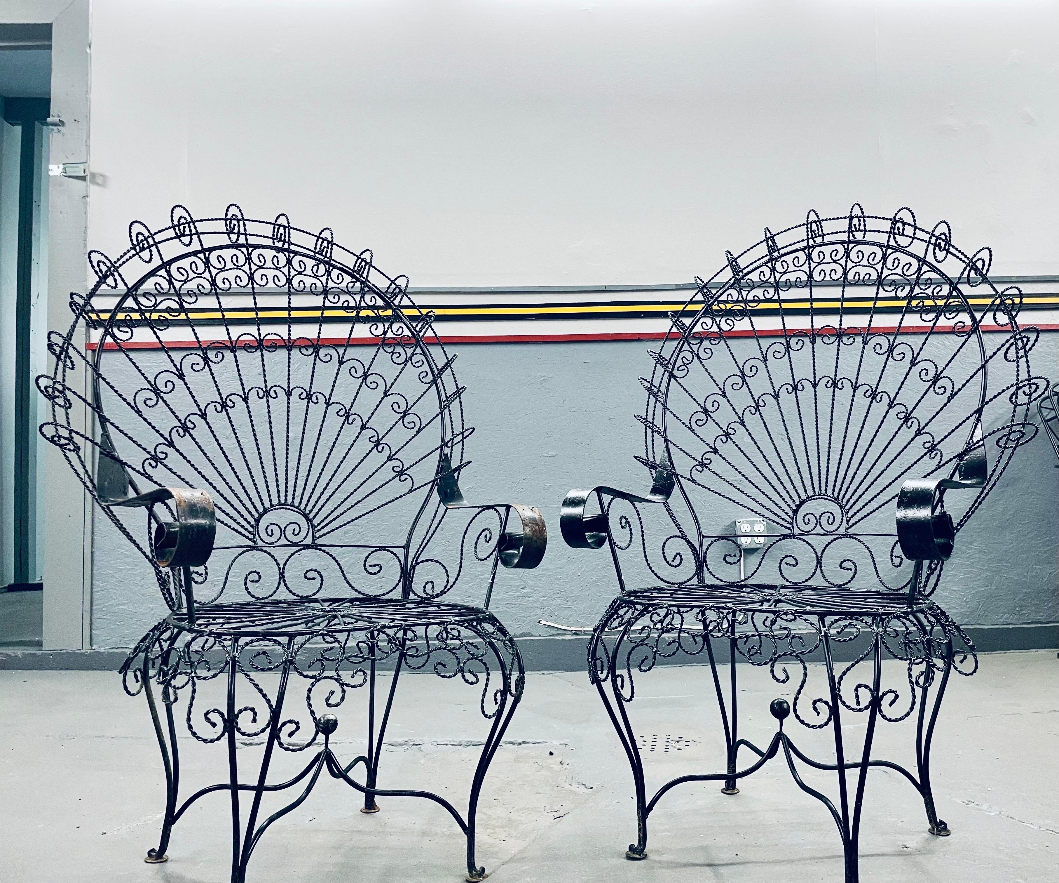Vintage Salterini Peacock Stuhl - ein Paar (Viktorianisch) im Angebot